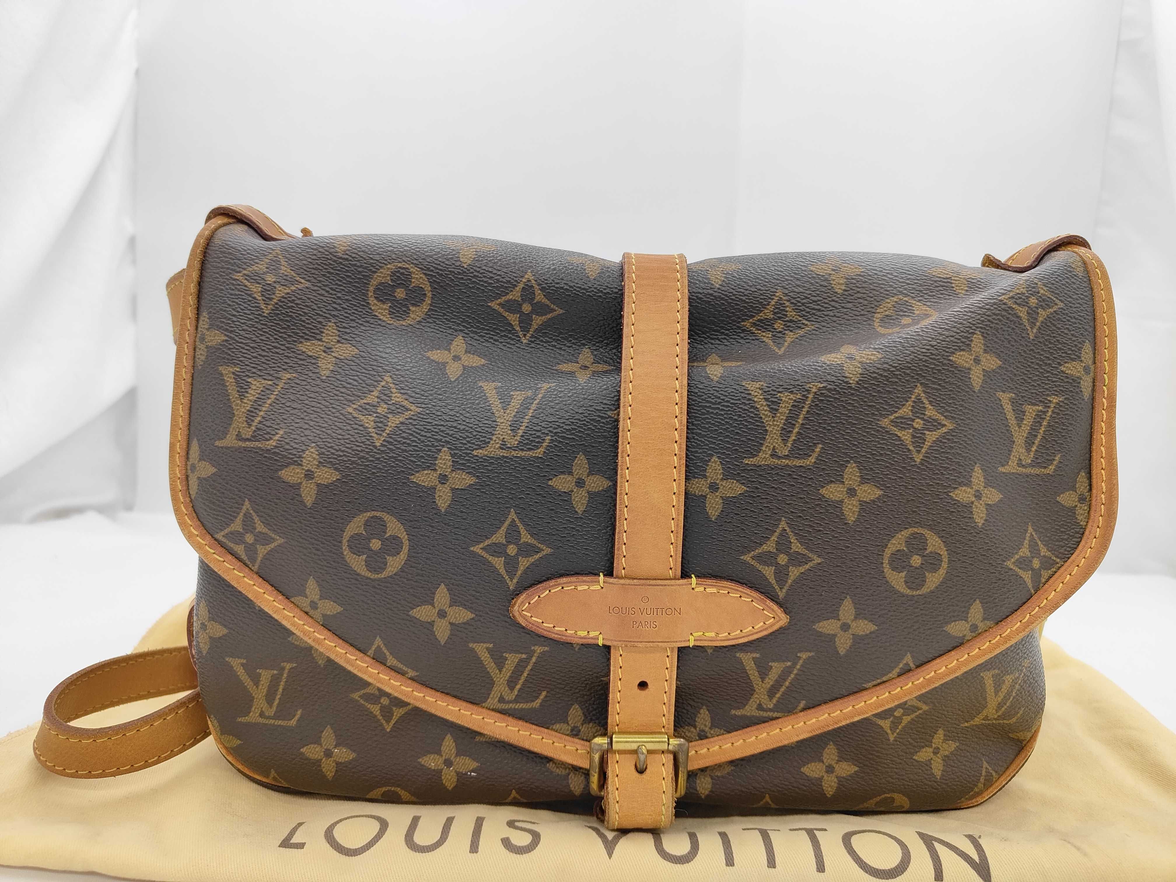 Saumur Shoulder Bag