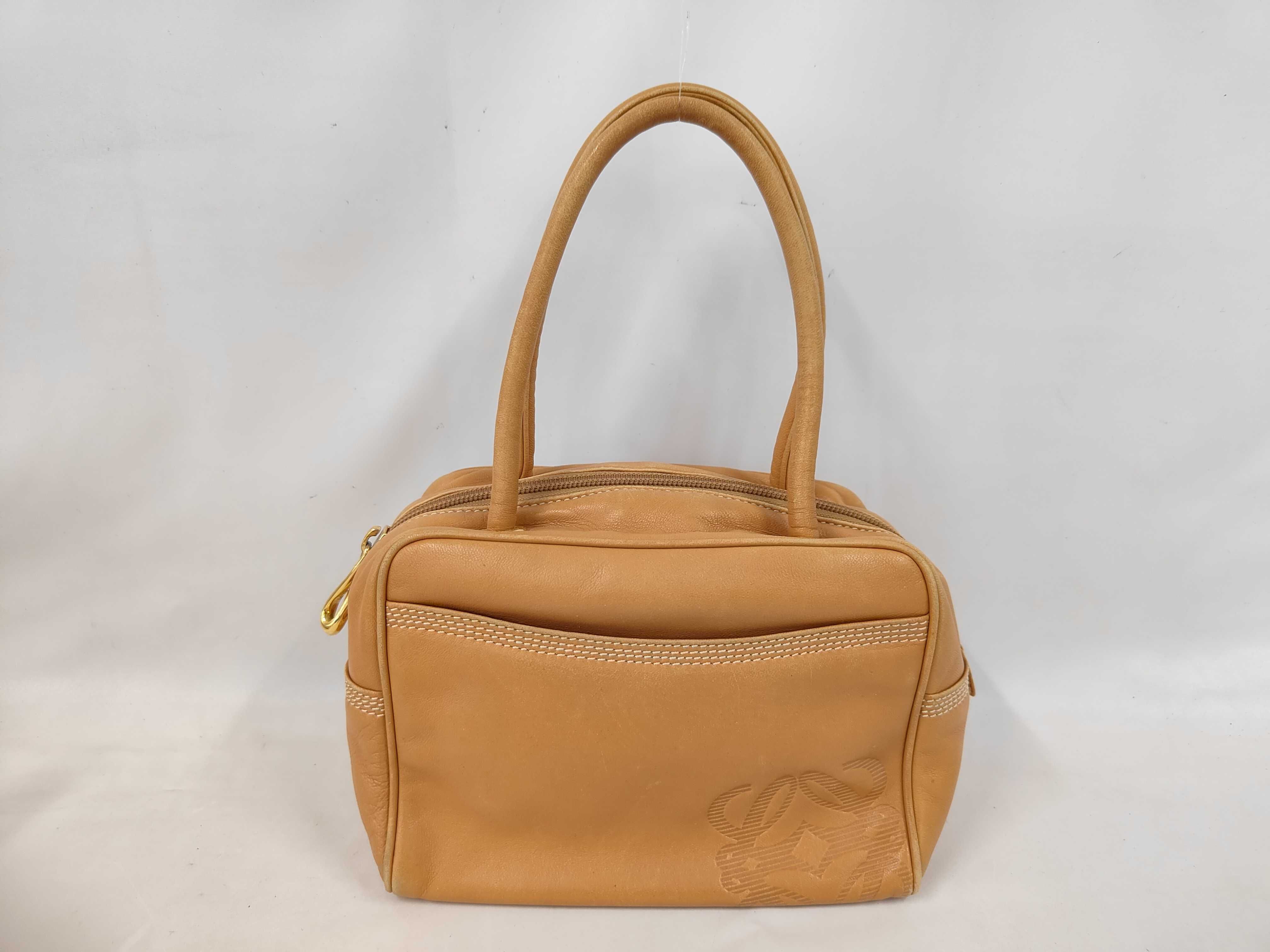 handbag, beige