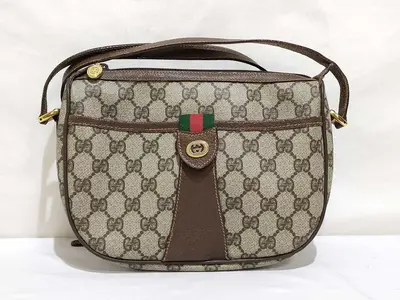 GG Supreme Shoulder Bag, Brown
