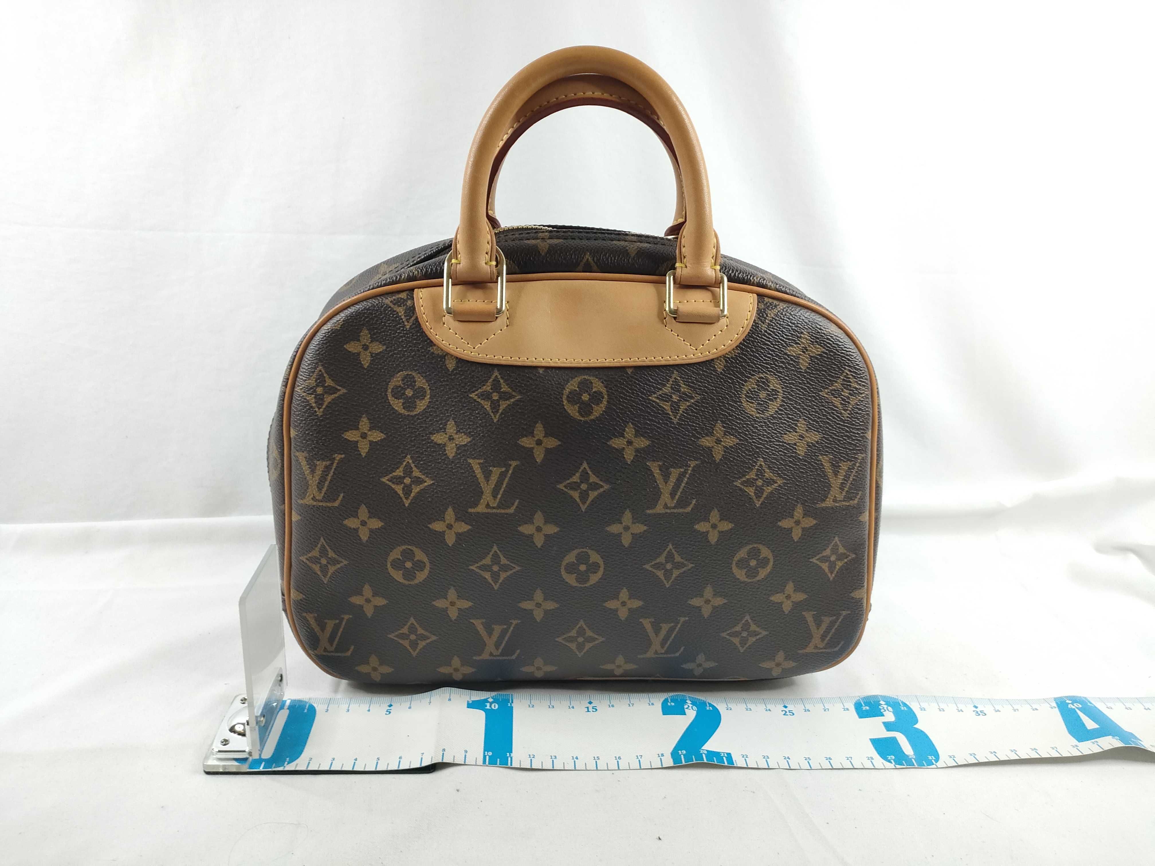 Monogram Vuitton Cite MM Handbag — view 2