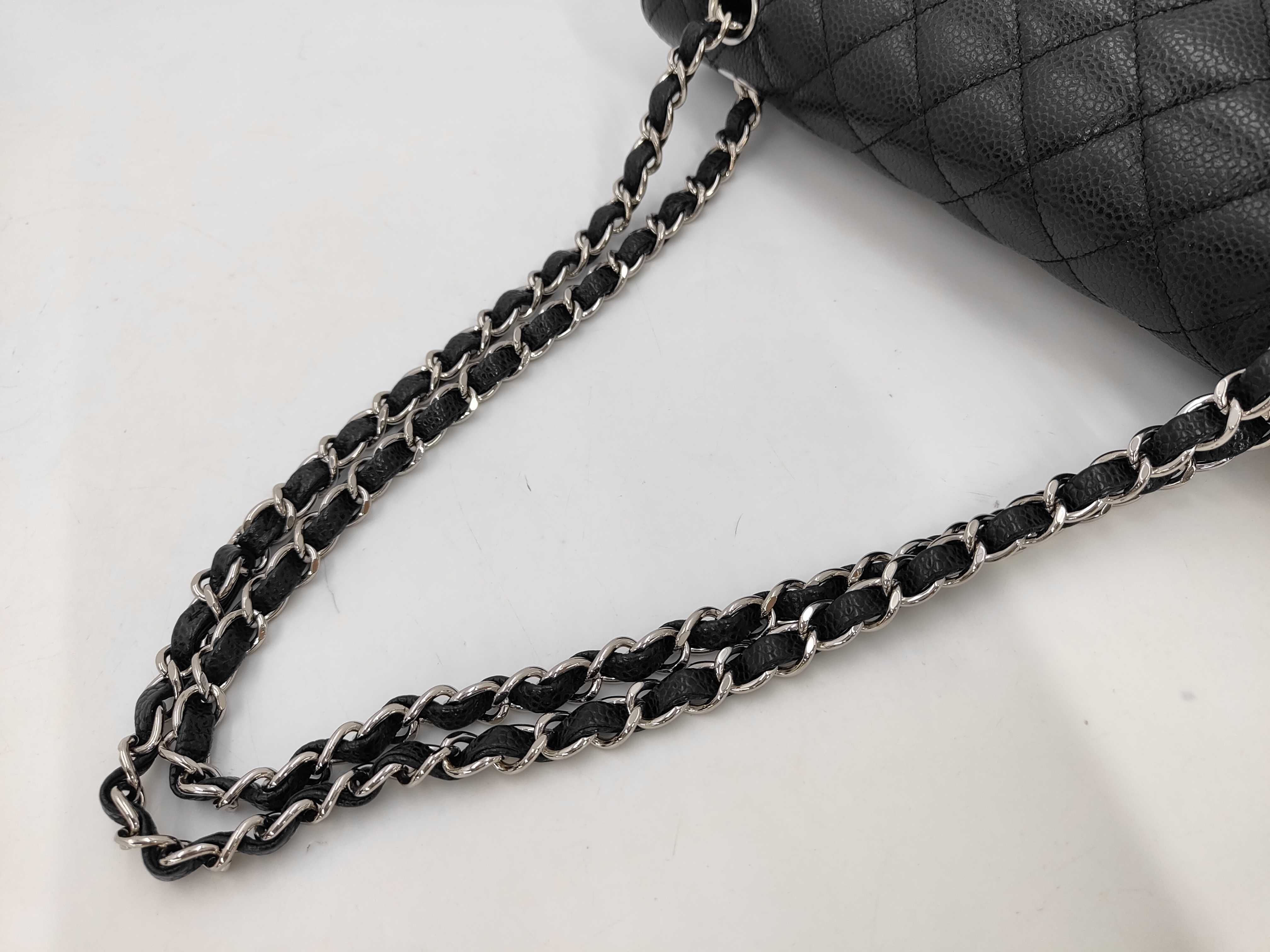 Matelassé 25 Caviar Skin Black Silver Hardware Double Flap Bag (Serial Number 19) — view 3