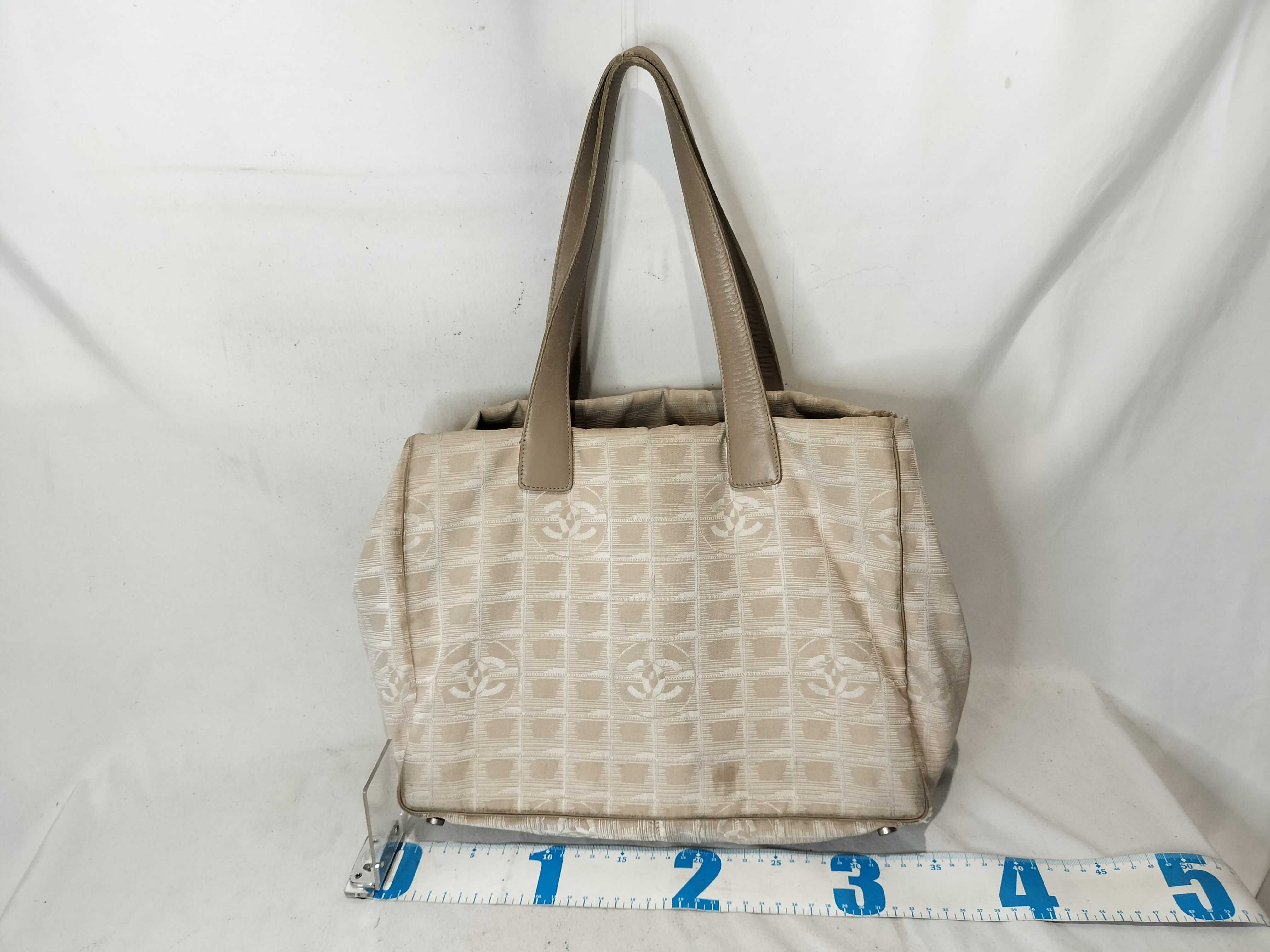 New Travel Line Handbag — view 2
