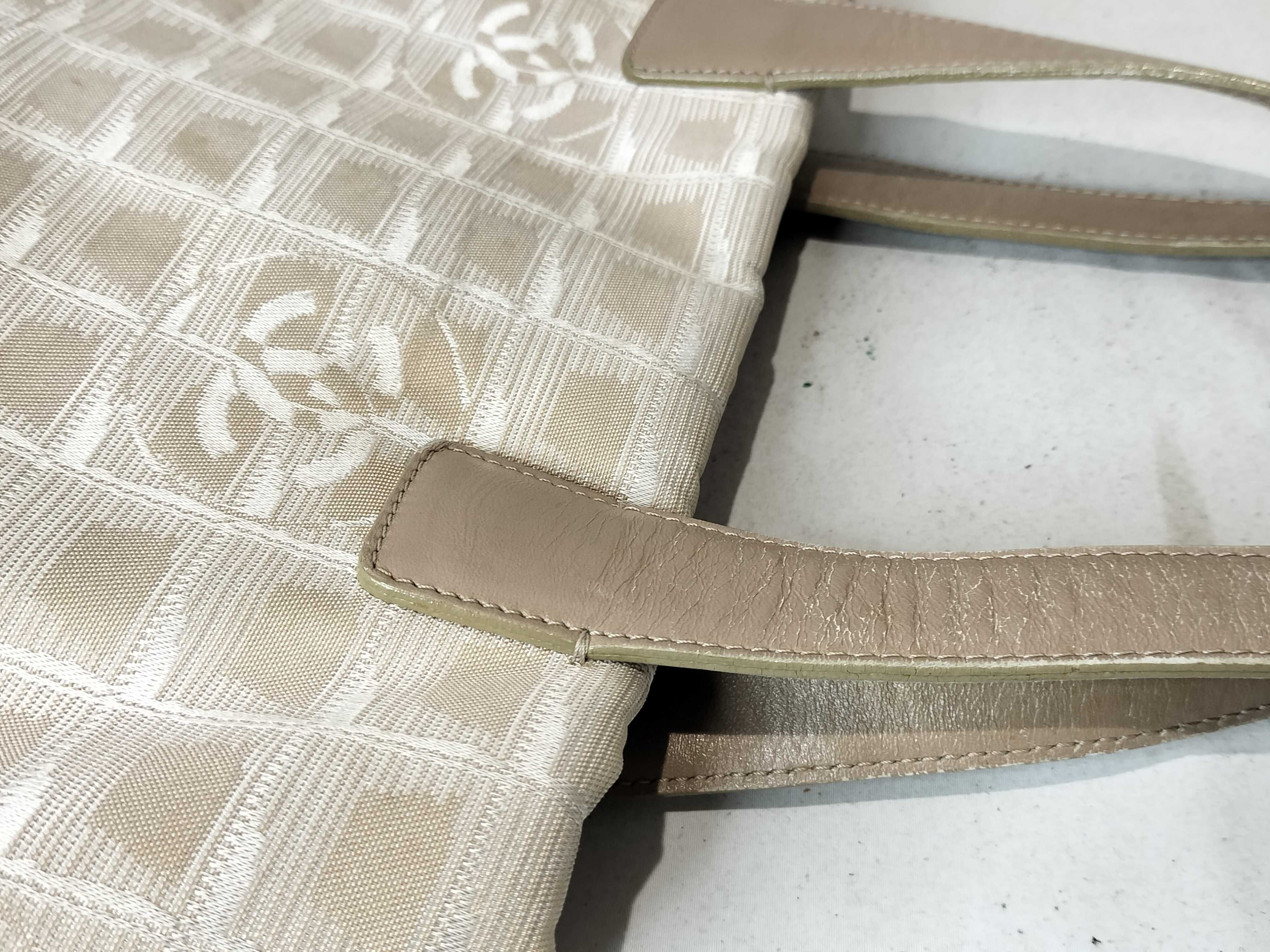 New Travel Line Handbag — view 5