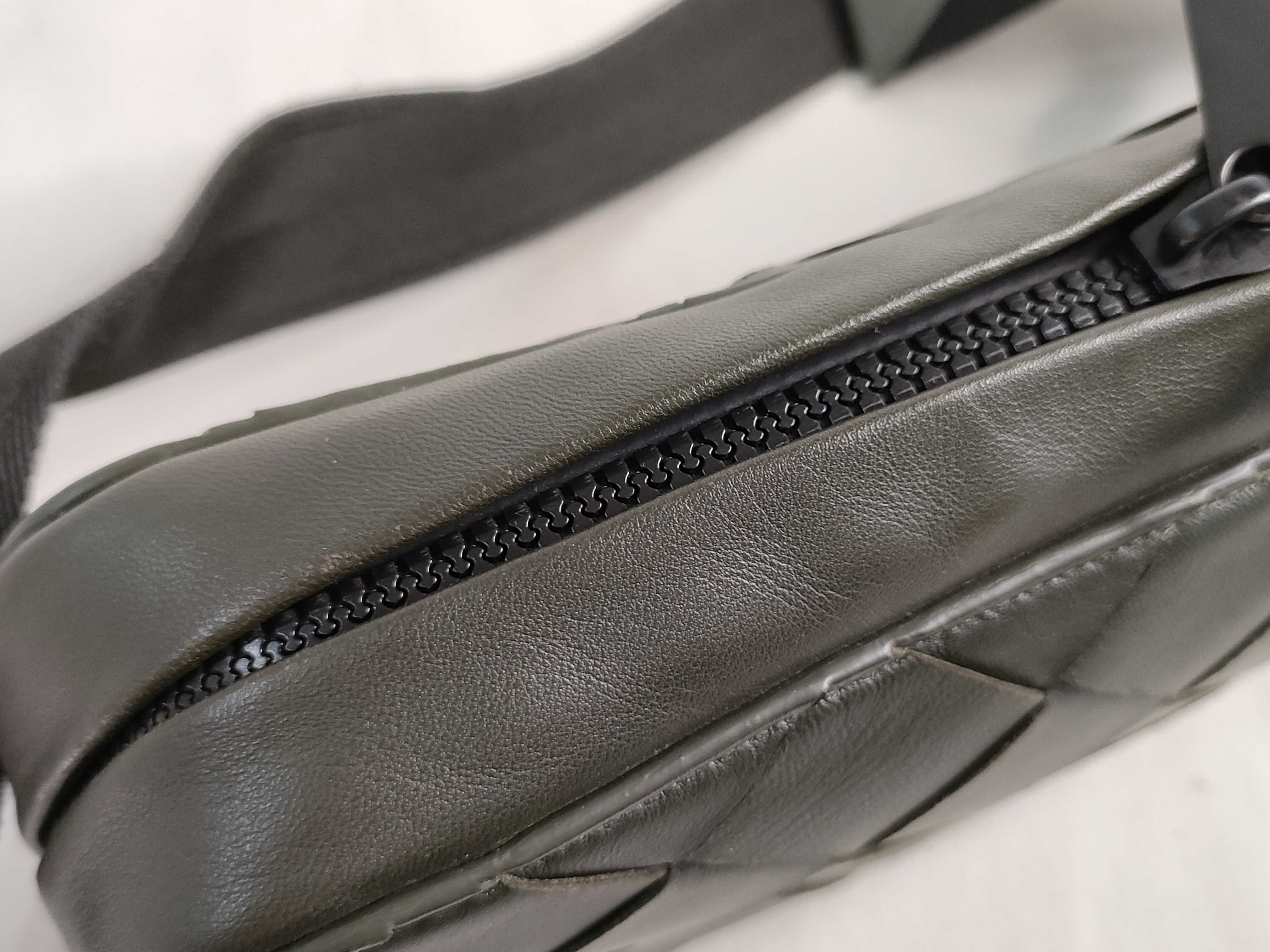 Intrecciato Bottega Veneta Waist Pouch Khaki Waist Bag — view 8