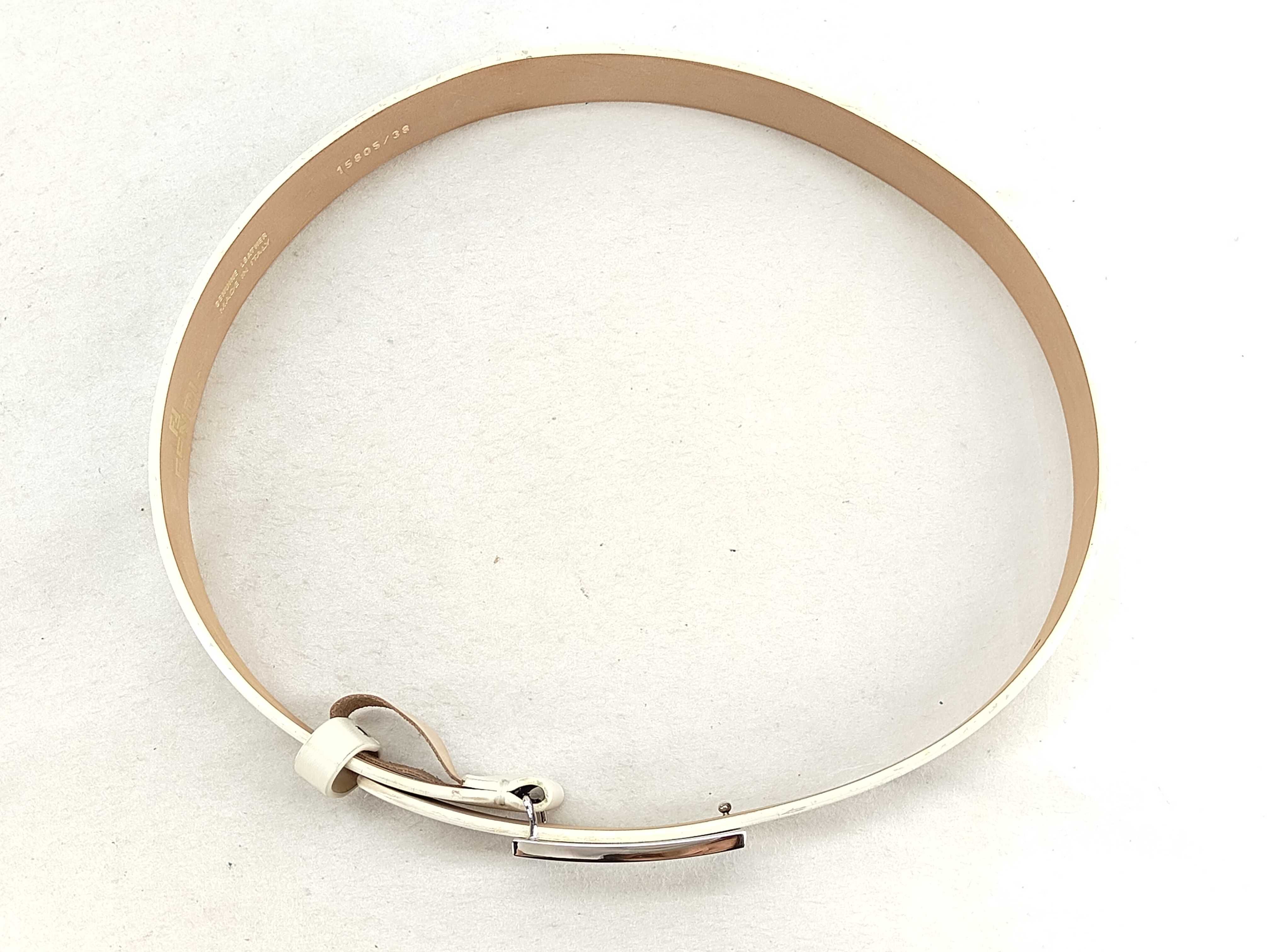 belt, white belt — view 2