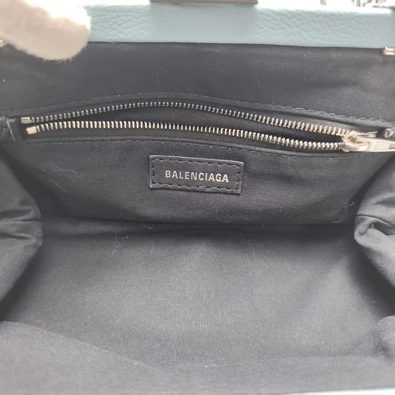 【*Shipped from: China*】BALENCIAGA Leather Shoulder Bag — view 6
