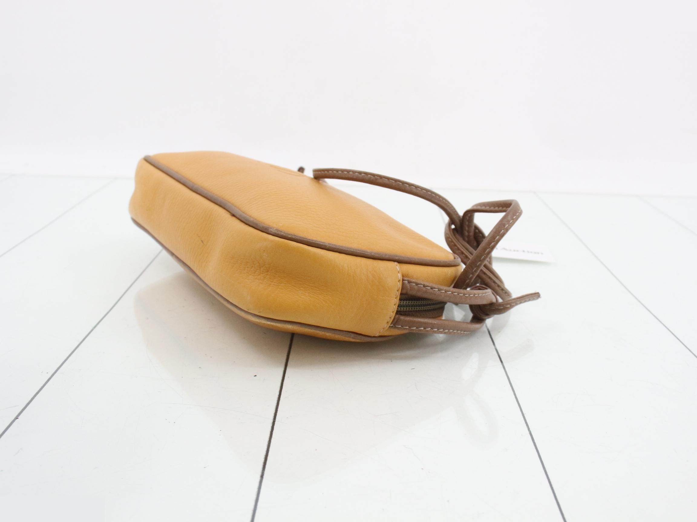 Anagram Leather Shoulder Bag — view 6