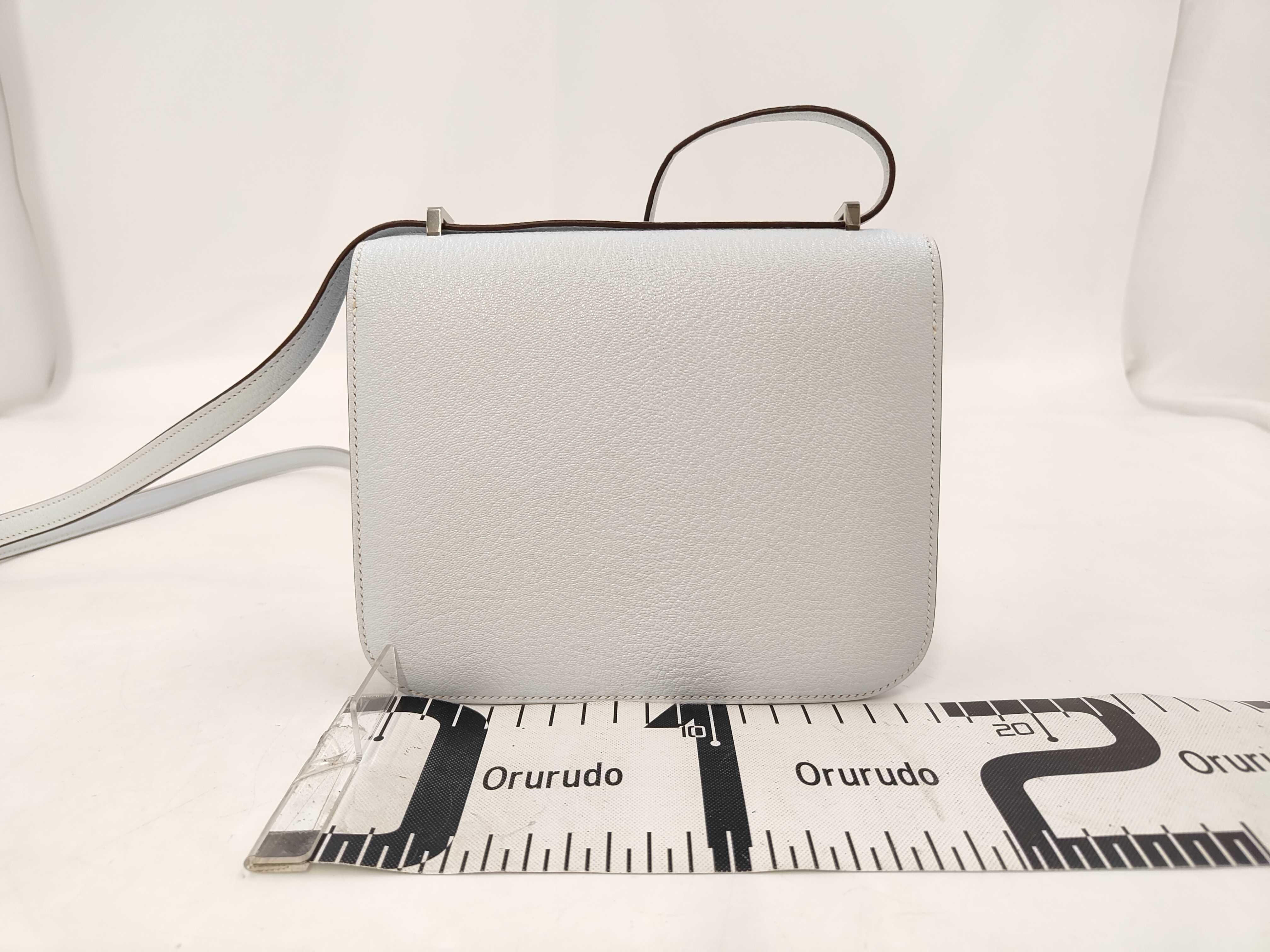 Constance Mini 18 Chevre leather, light blue, silver hardware, U-stamp shoulder bag — view 2