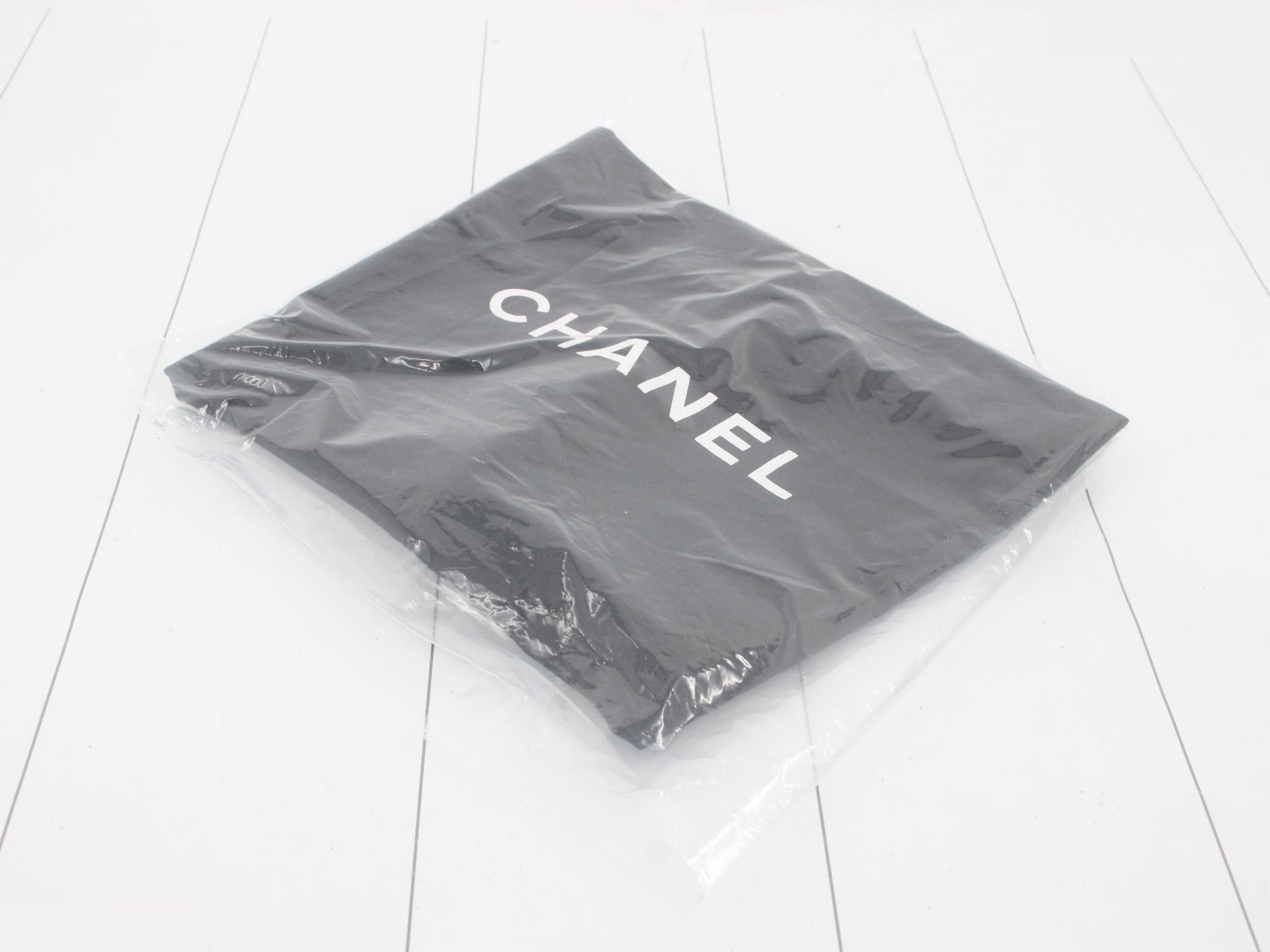 Tote bag — view 7