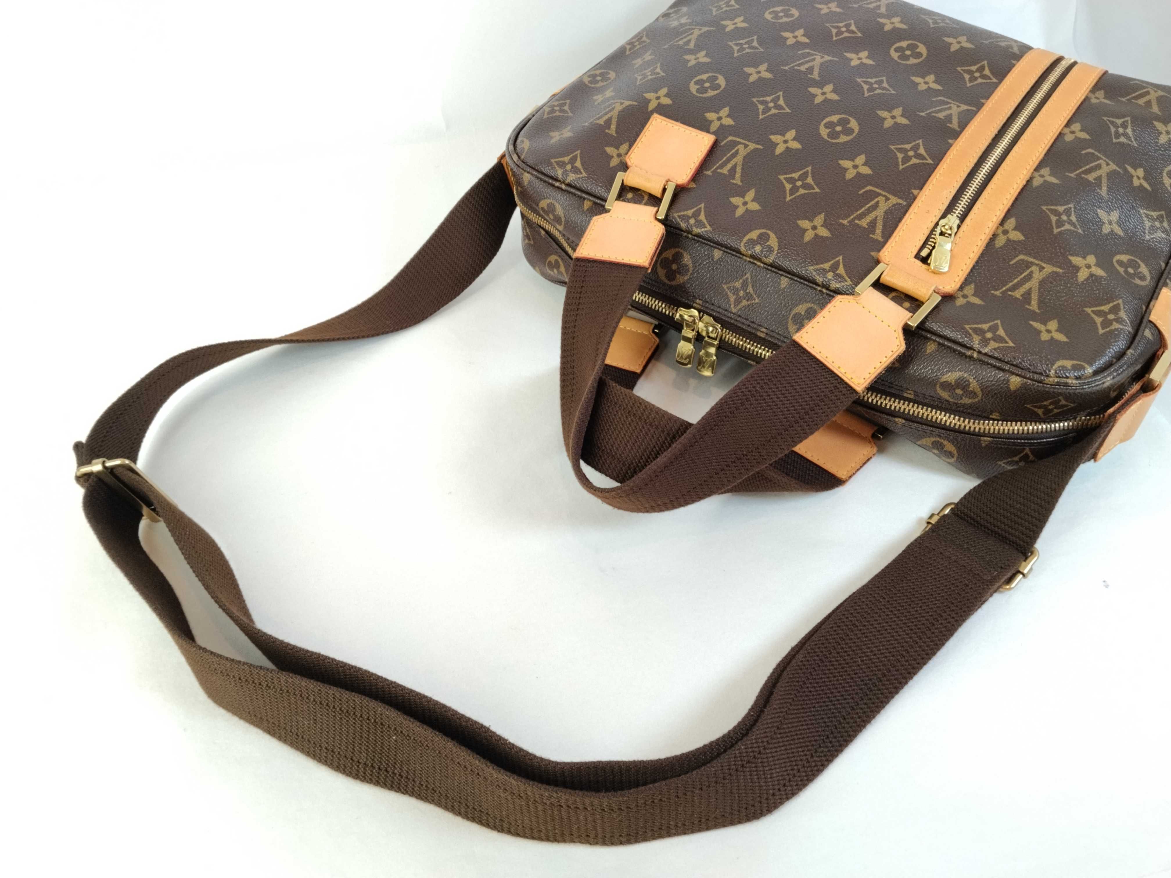Monogram Sac Bosphore M40043 Handbag Shoulder Bag — view 3