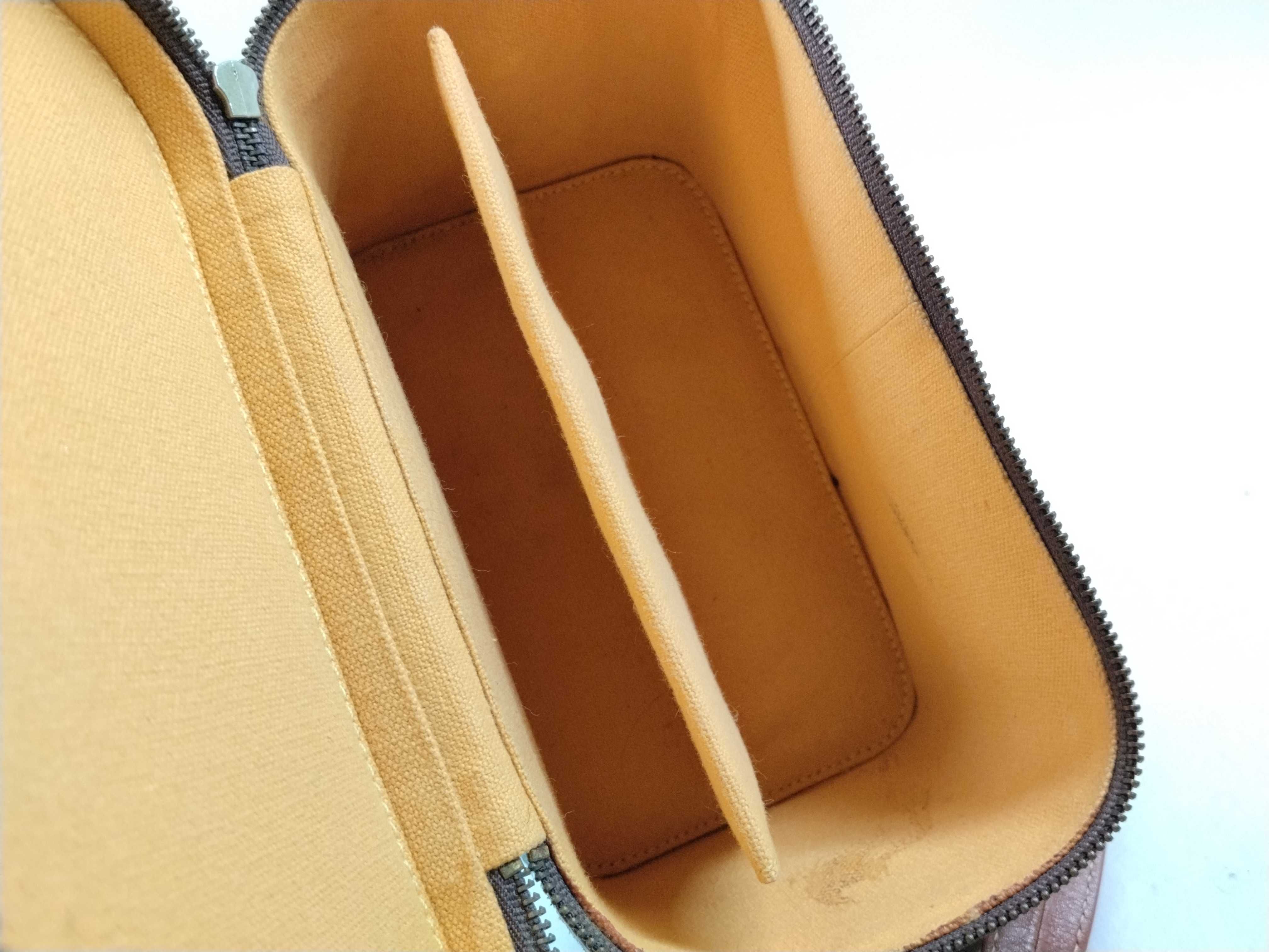 Suede x Leather Vanity Bag Shoulder Bag — view 10