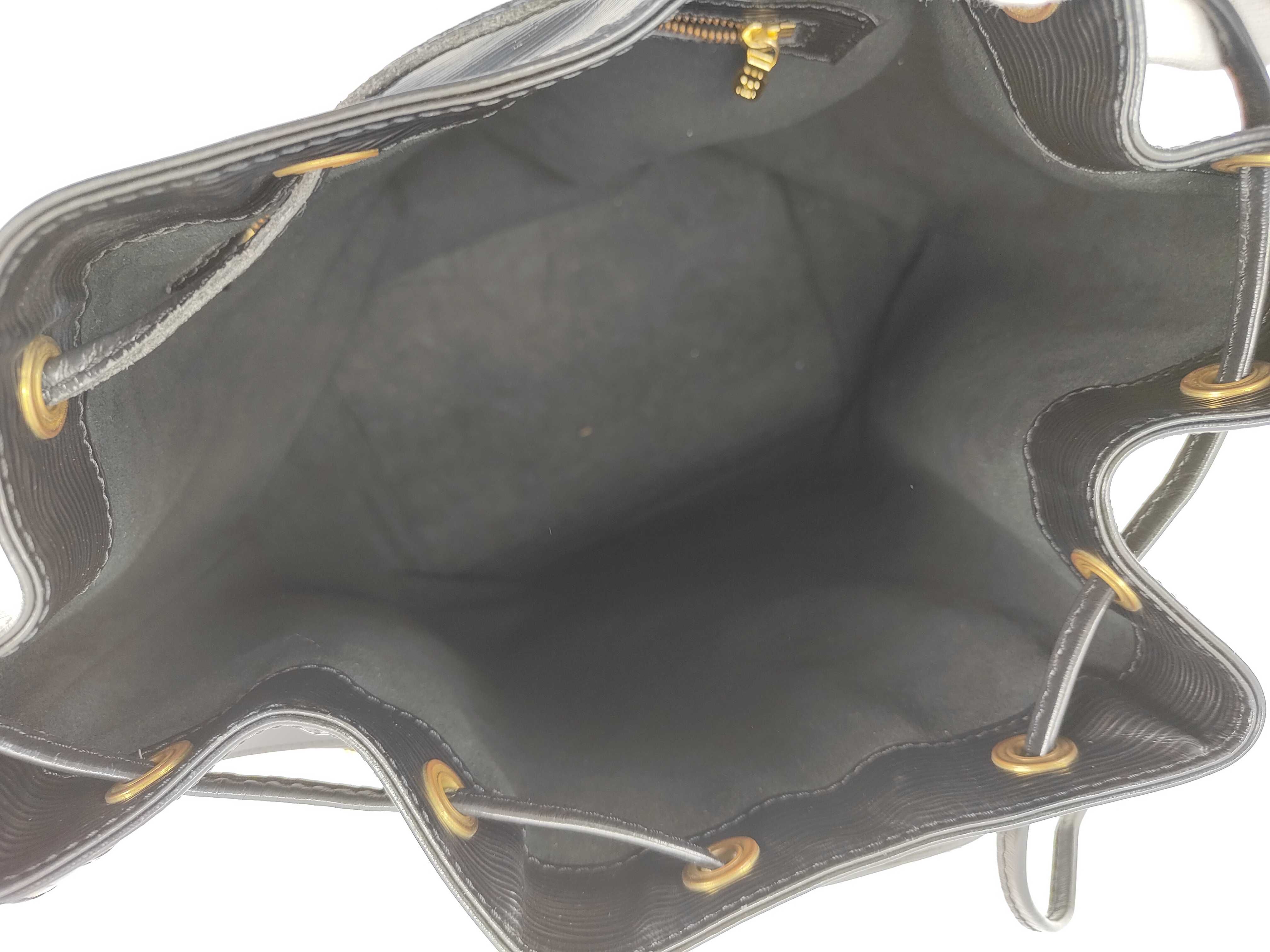 Epi Louis Vuitton Noe Epi Bag Shoulder Bag — view 12