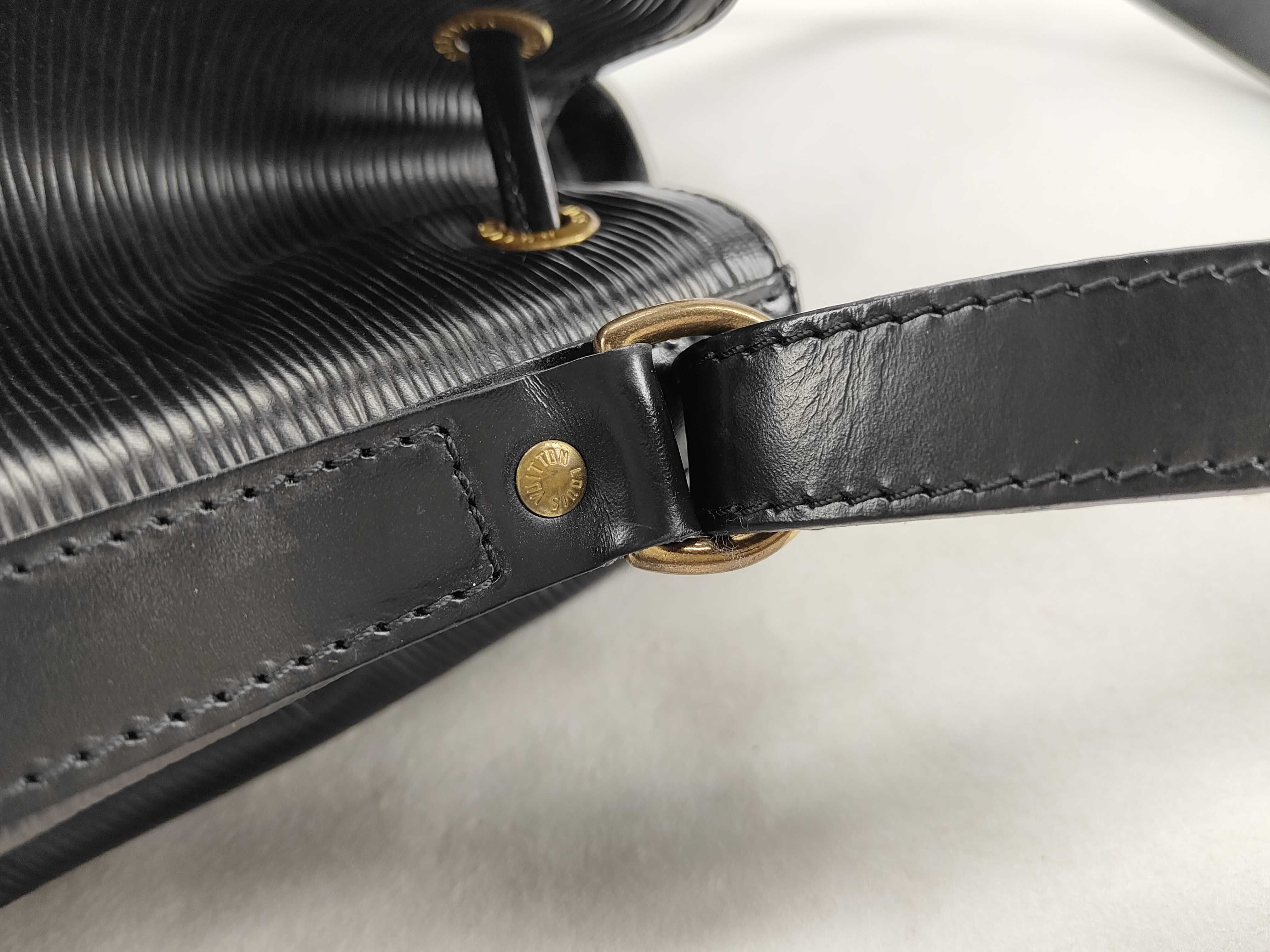 Epi Louis Vuitton Noe Epi Bag Shoulder Bag — view 6
