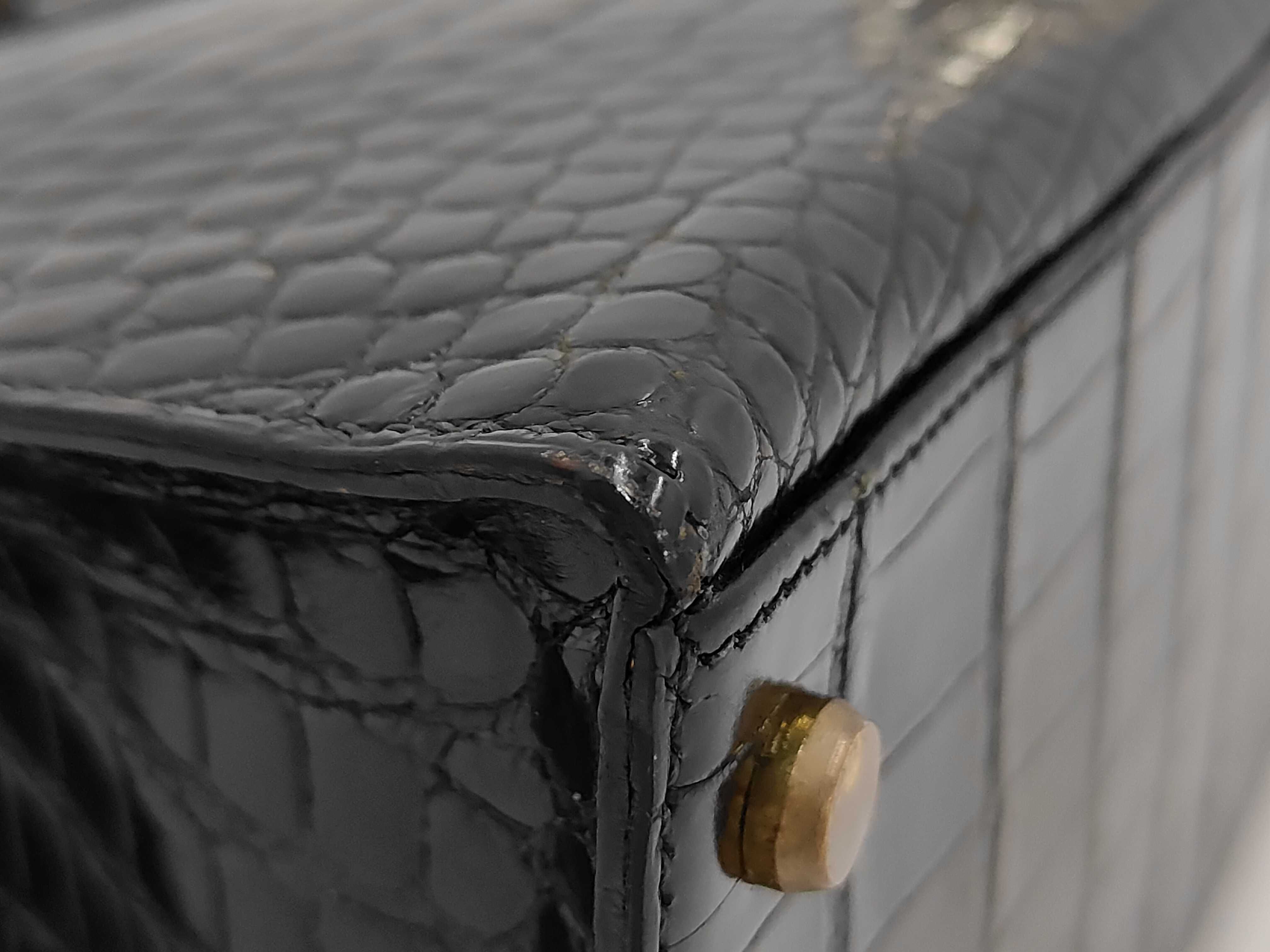 Kelly 32 Crocodile Porosus Tote Bag with Gold Hardware K — view 4