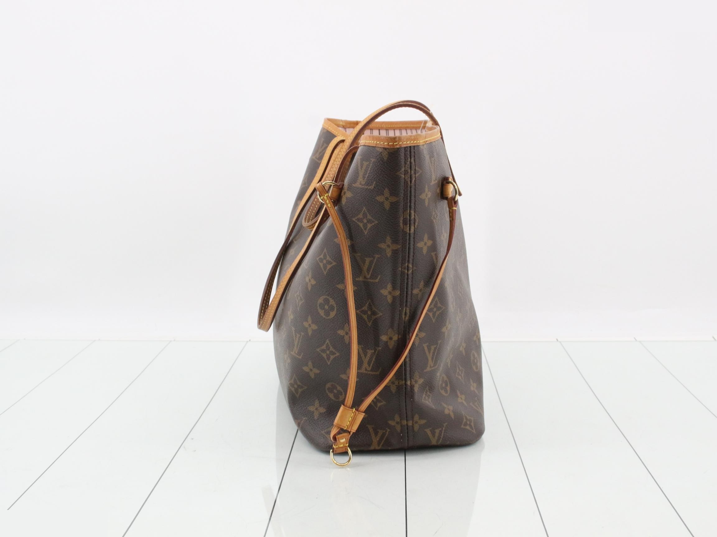 Neverfull MM with pouch — view 4
