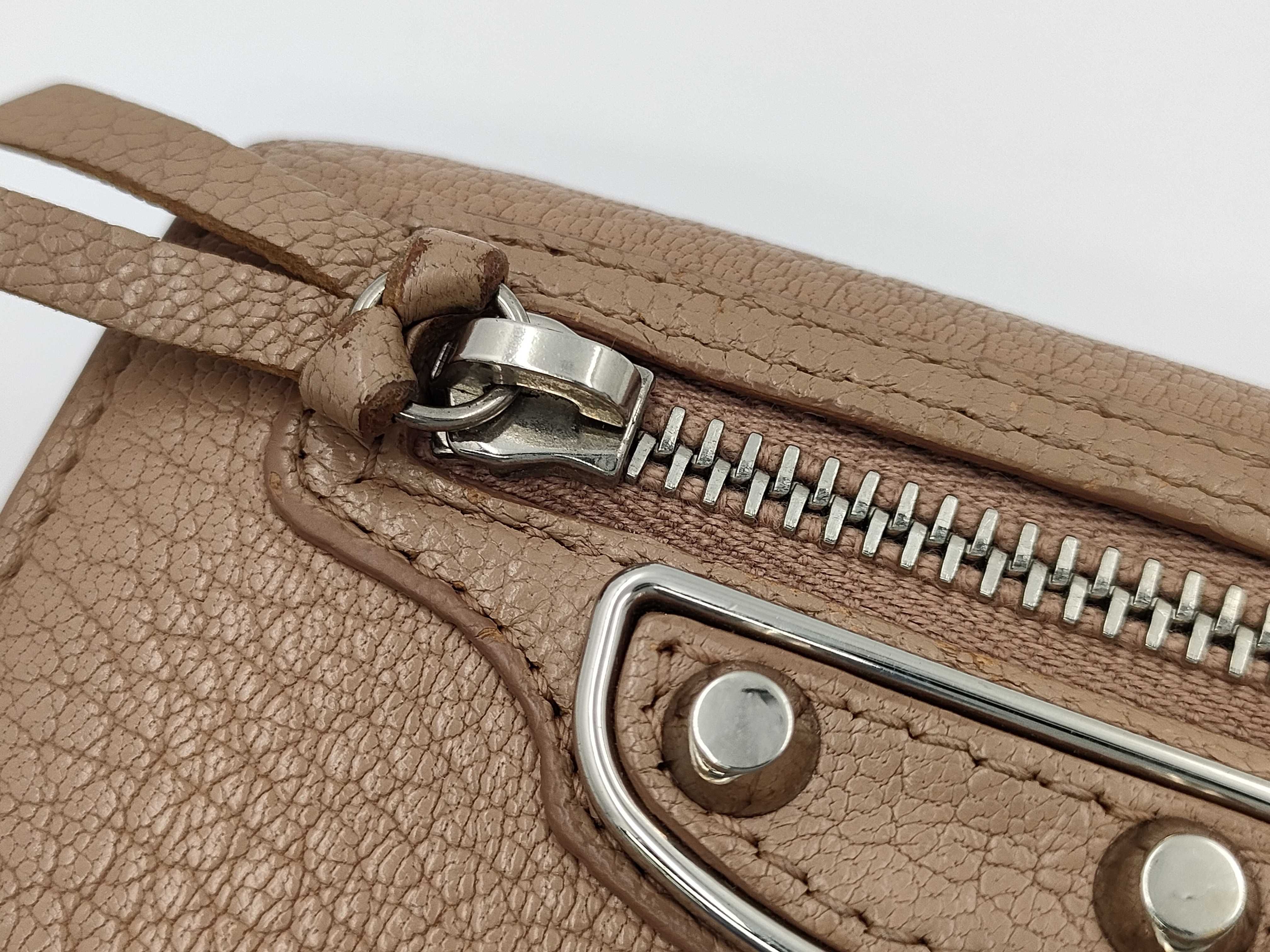 wallet — view 11