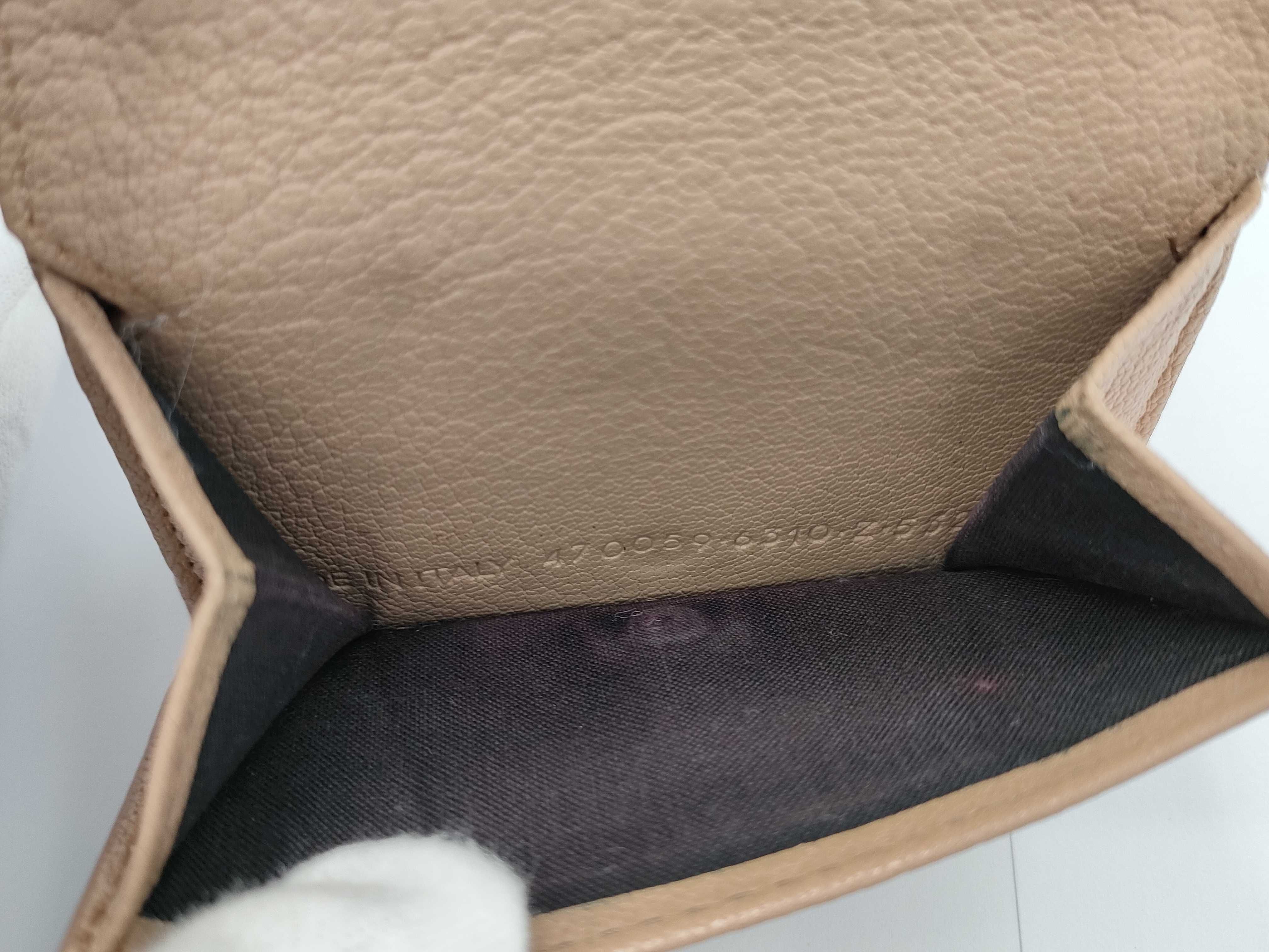 wallet — view 6
