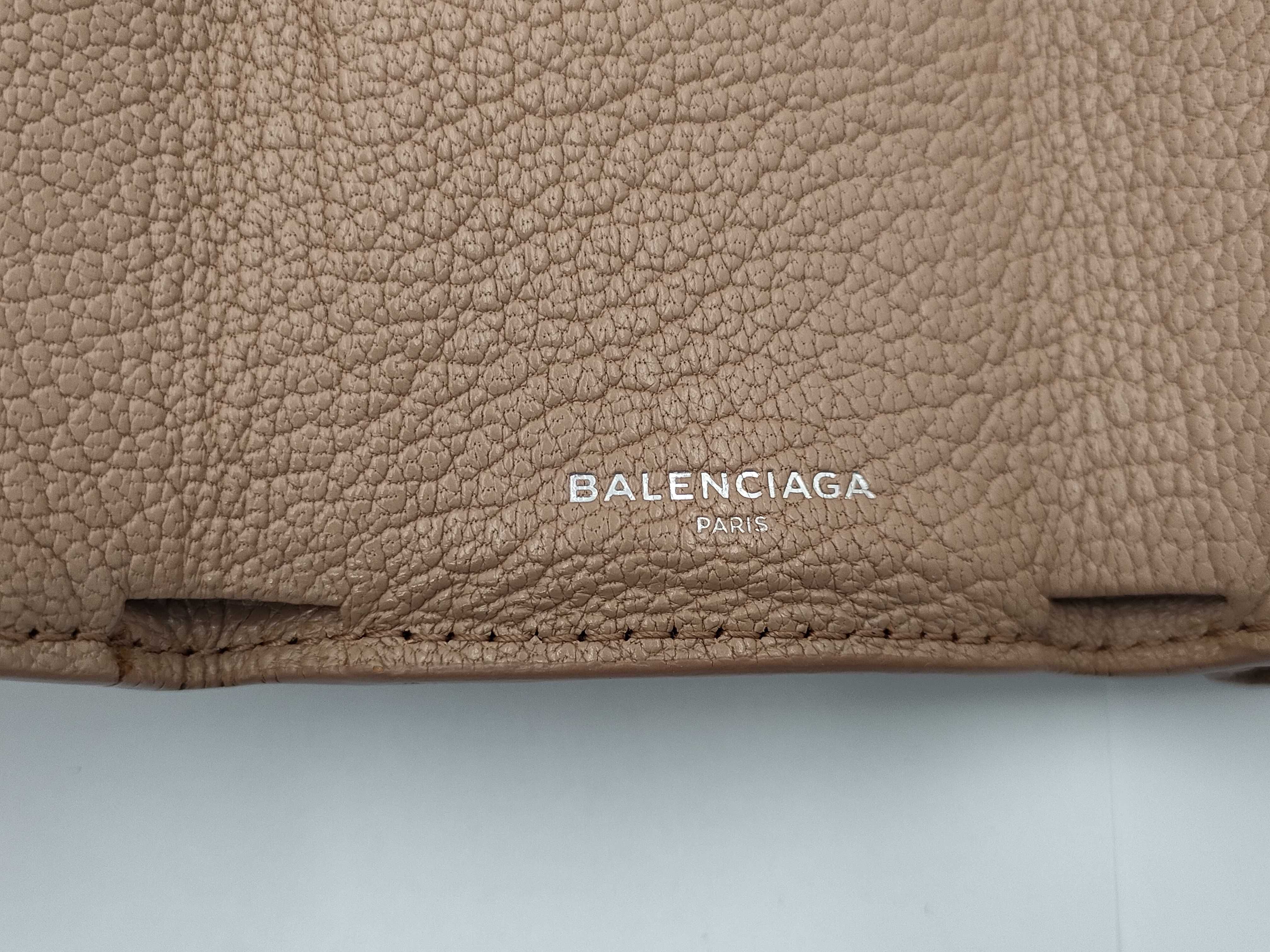 wallet — view 8
