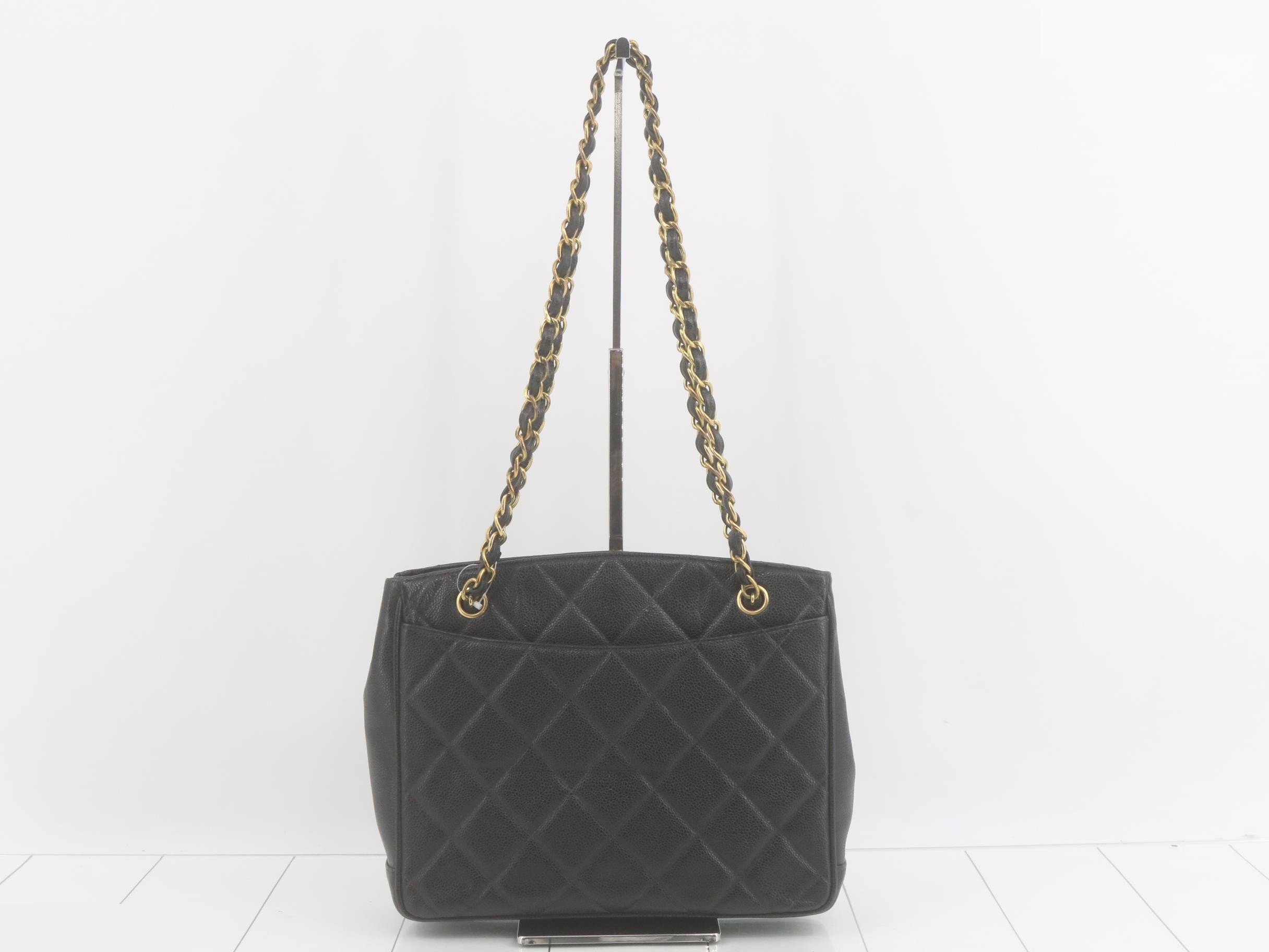 Matelassé Caviar Turnlock Chain Tote — view 2