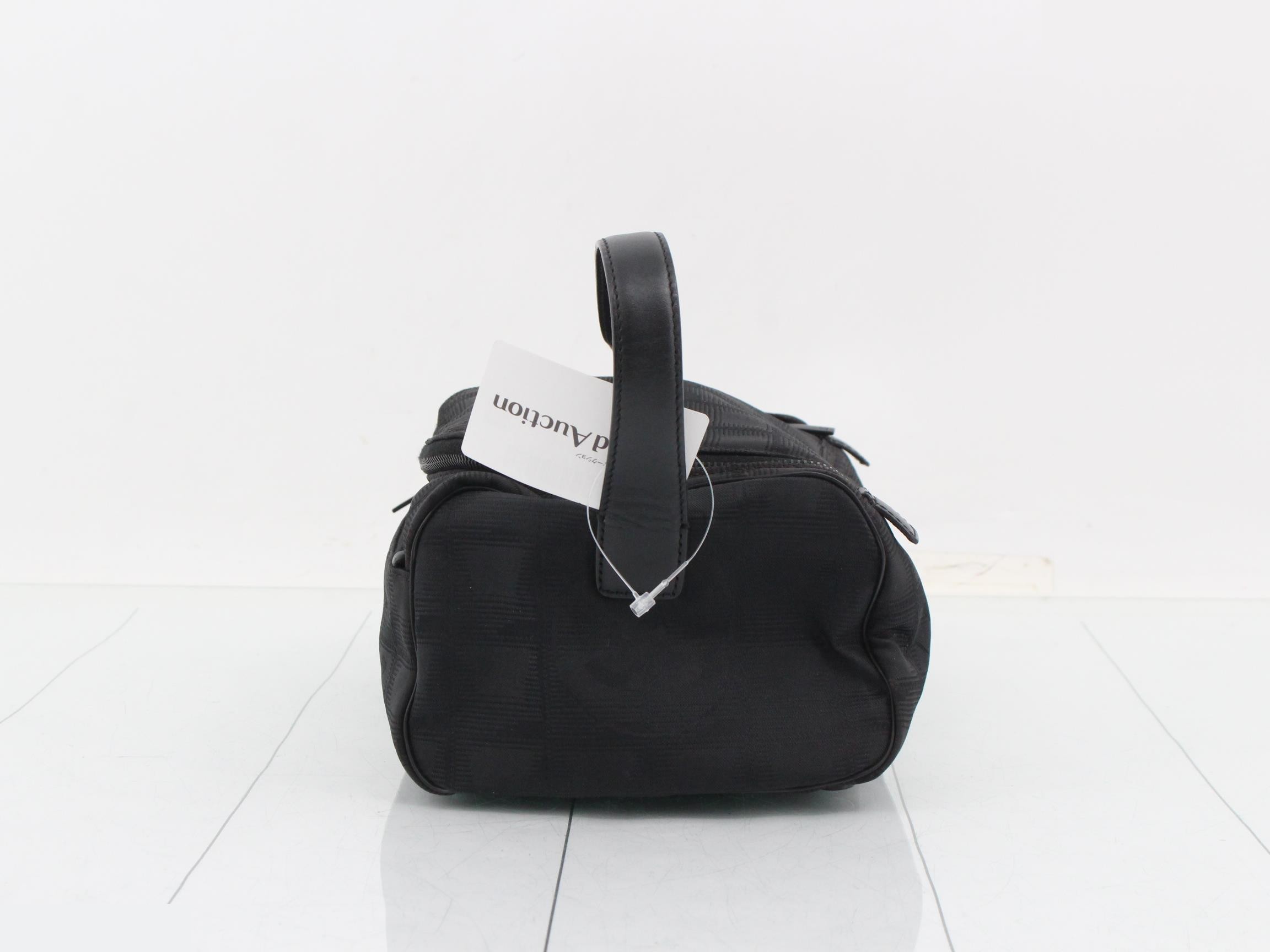 New Travel Line (Bag) - Vanity Handbag, Black, Series 6 — view 3