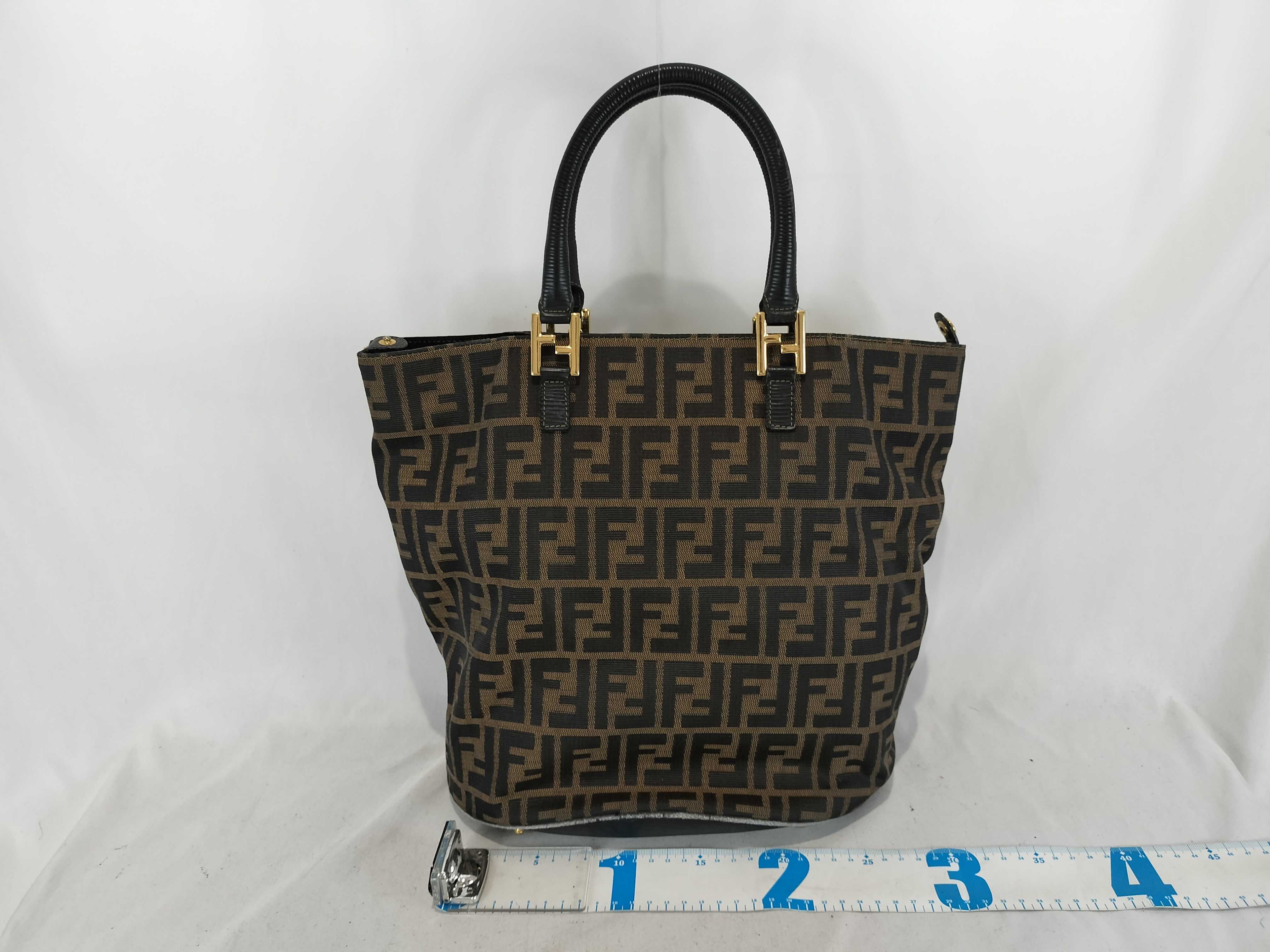 Zucca Tote Bag with Mamma Hardware — view 2