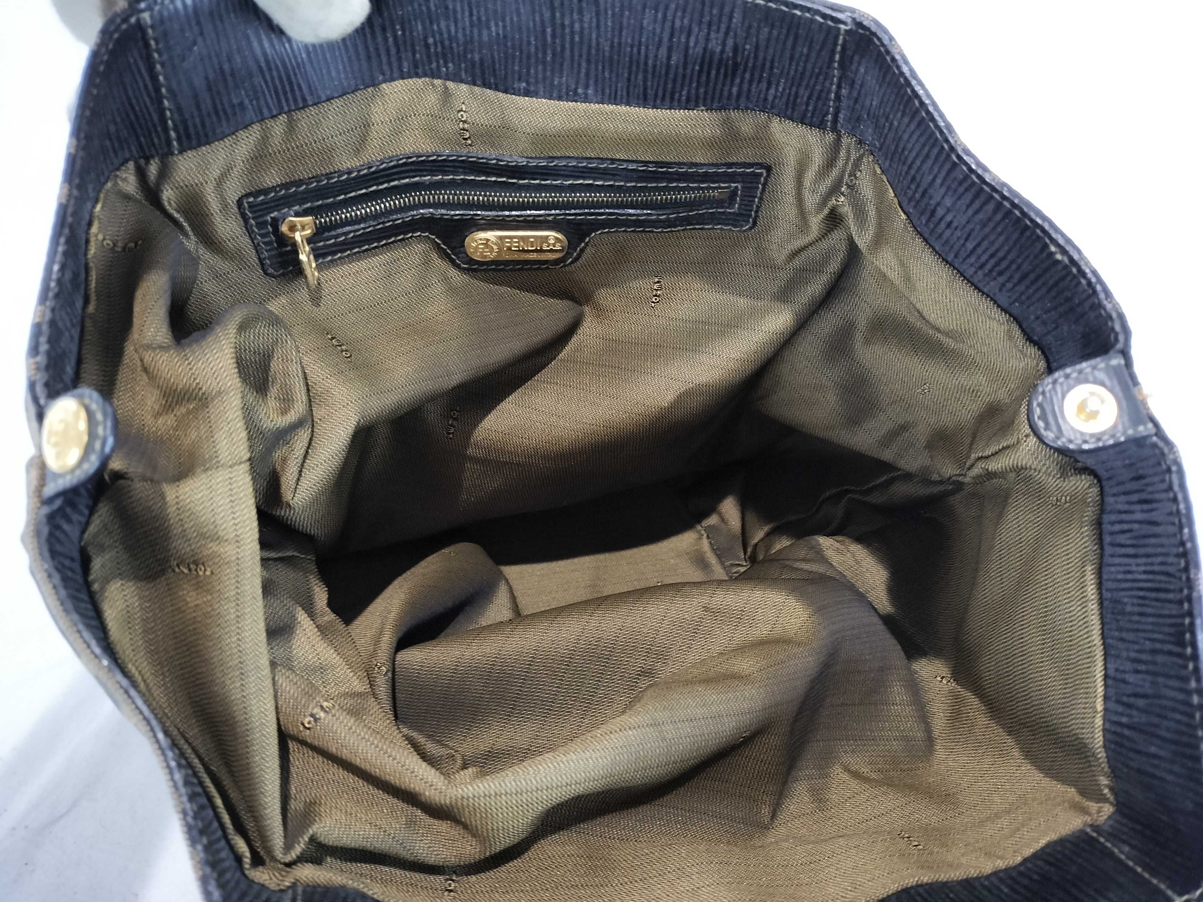 Zucca Tote Bag with Mamma Hardware — view 8