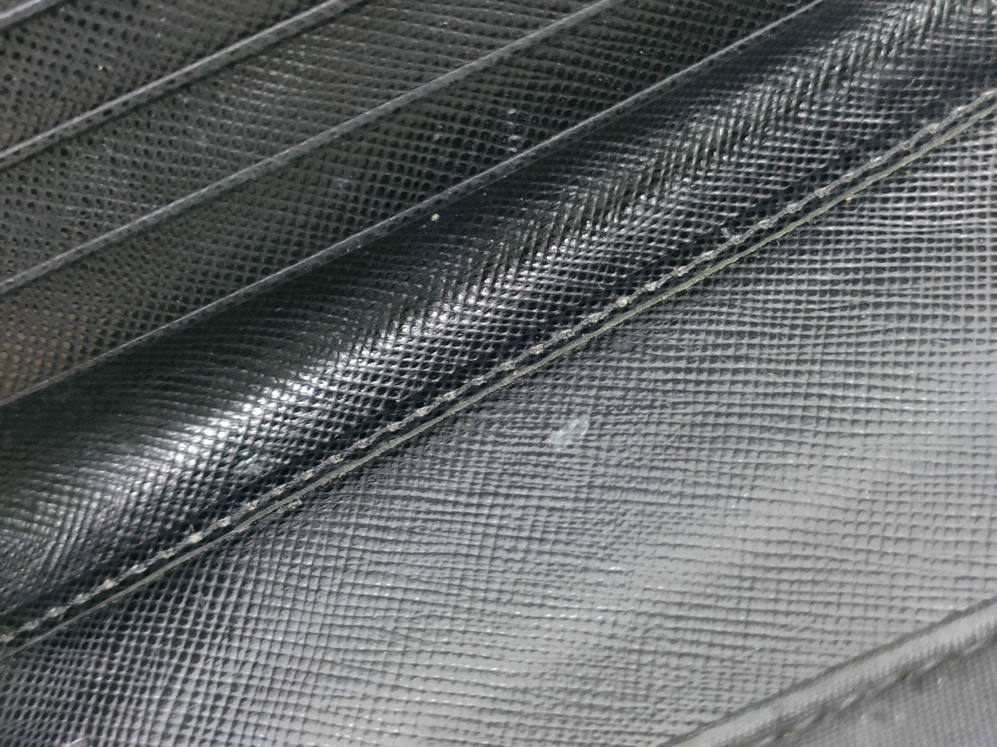 nylon bifold wallet with triangular logo hardware. — view 13