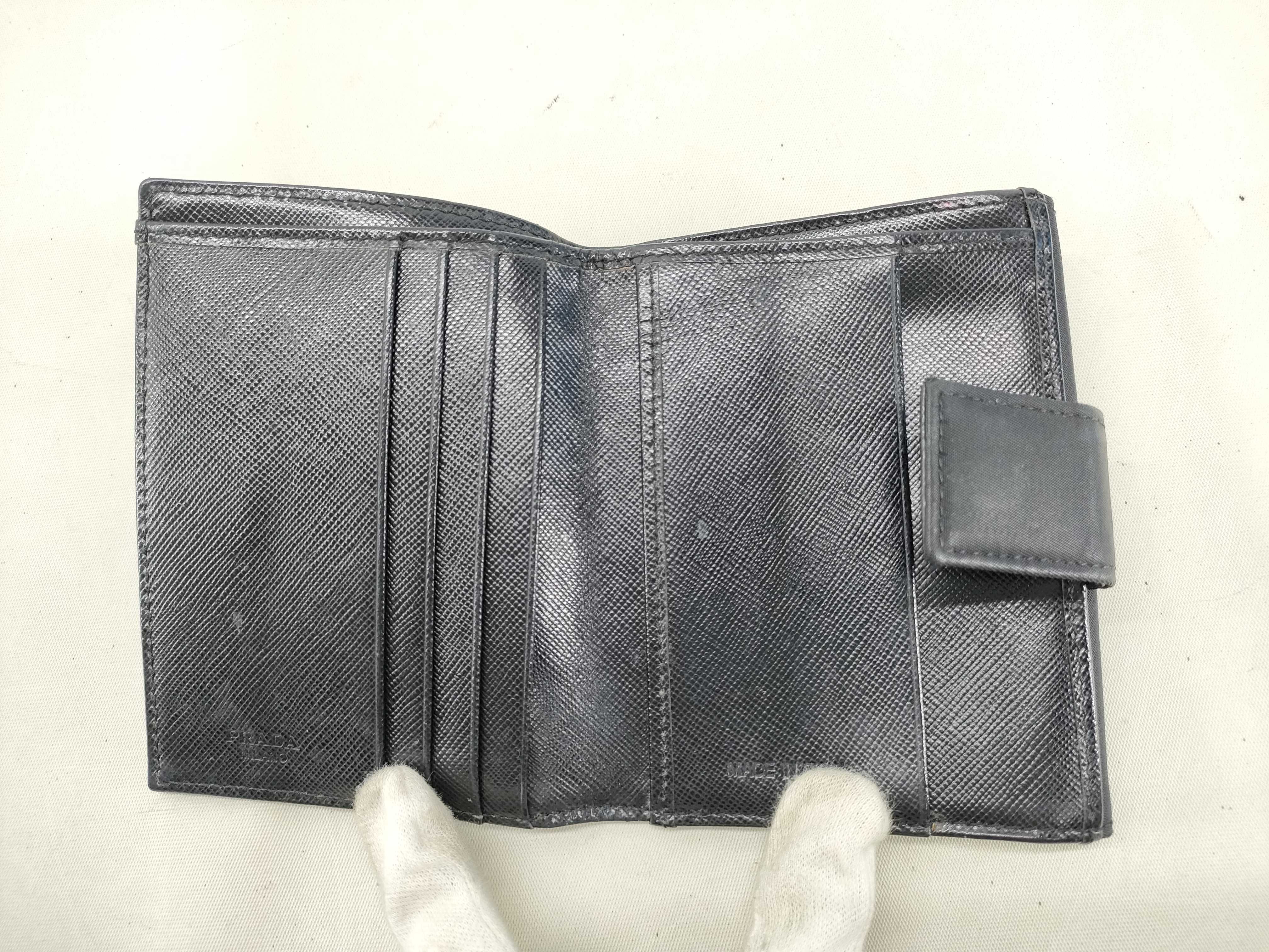 nylon bifold wallet with triangular logo hardware. — view 8