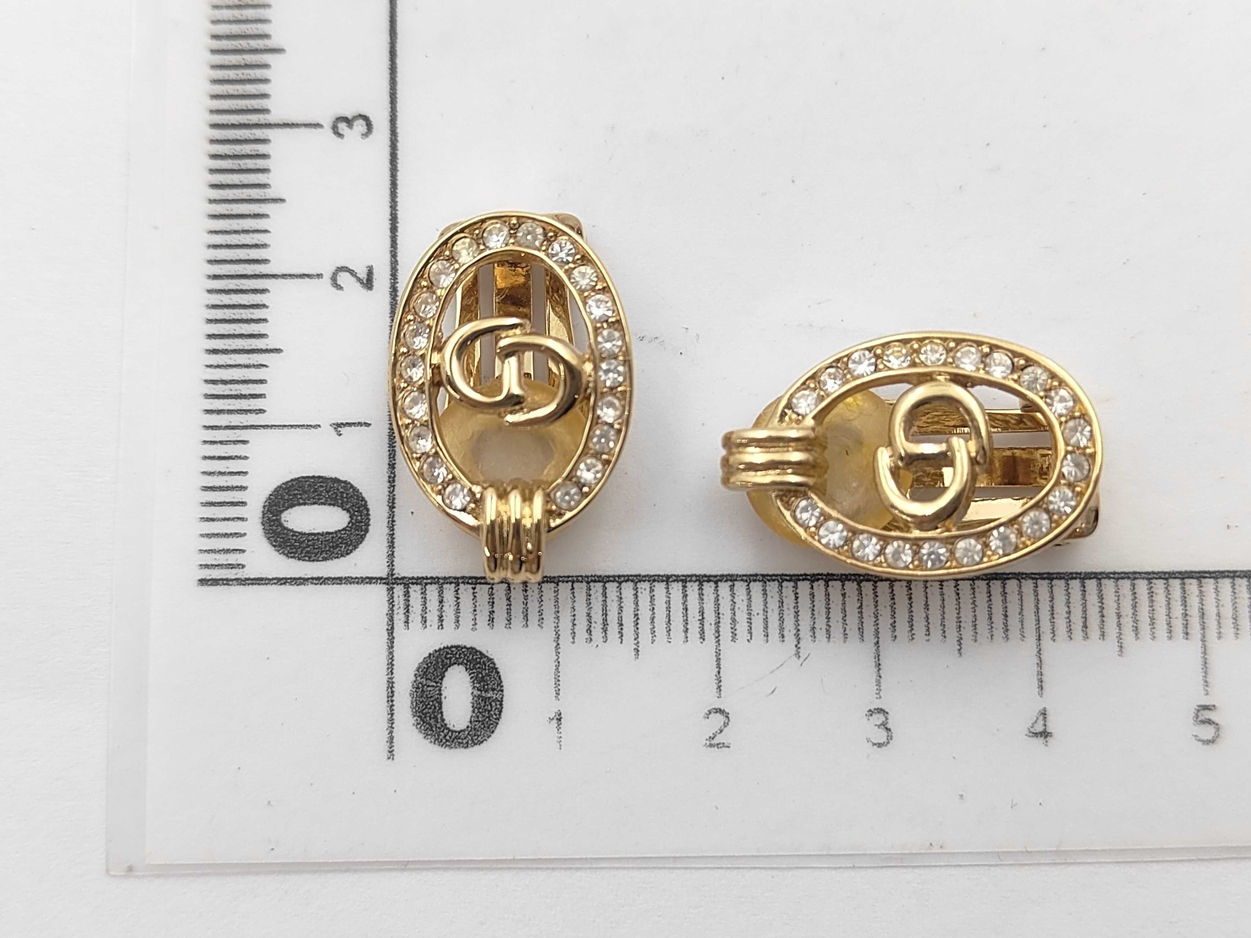 earrings — view 4