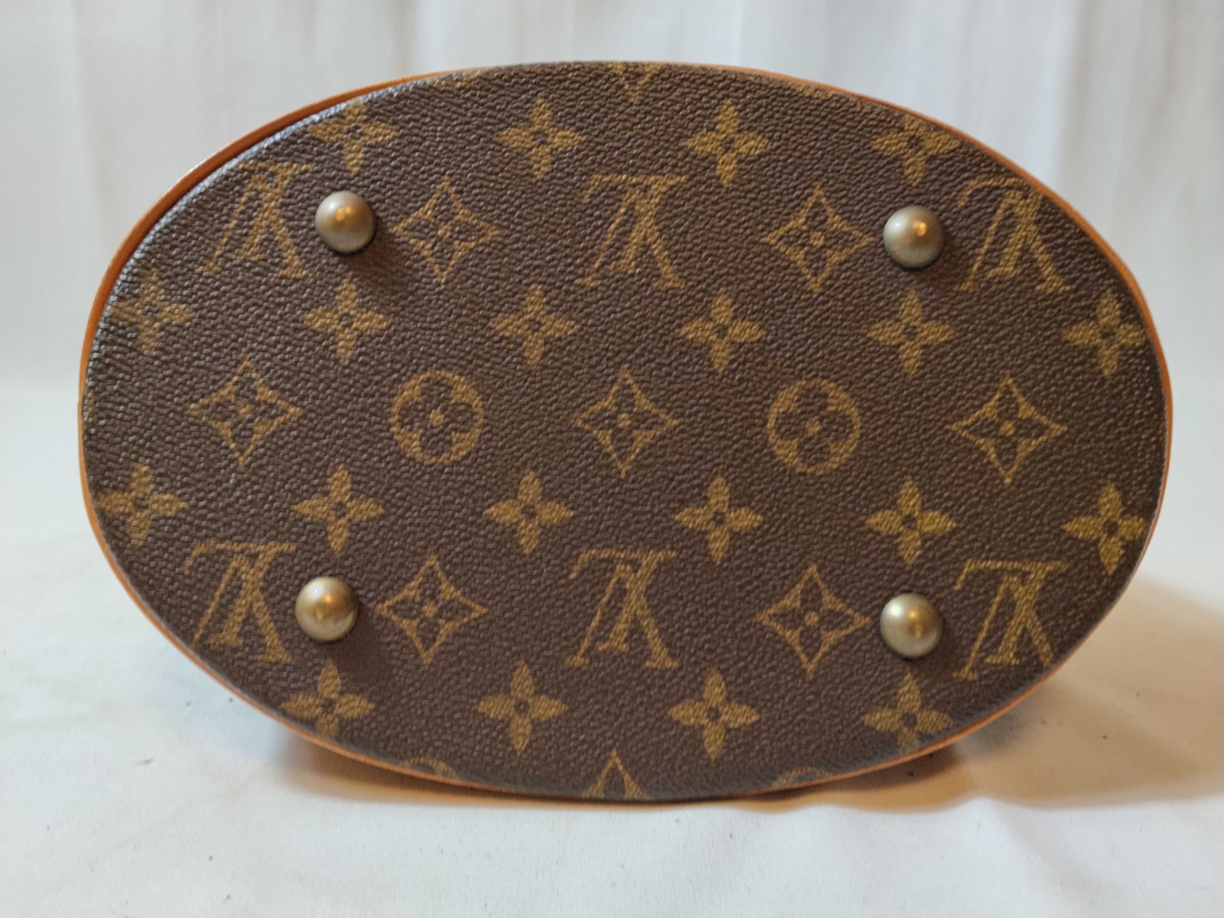 Monogram M42238 Petite Bucket Handbag (without pouch) — view 7