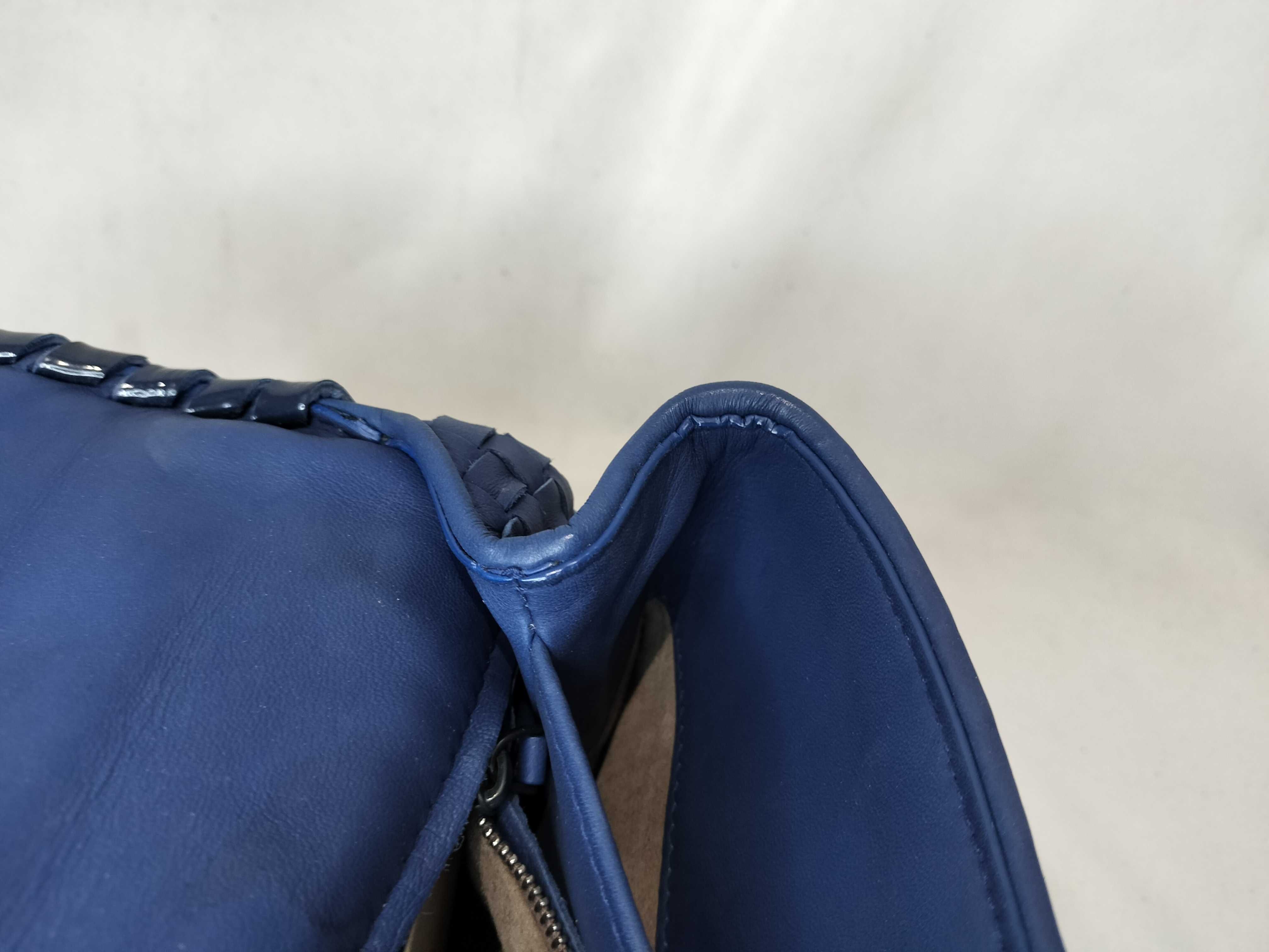 Intrecciato Olympia Leather Chain Shoulder Bag Blue Handbag — view 12