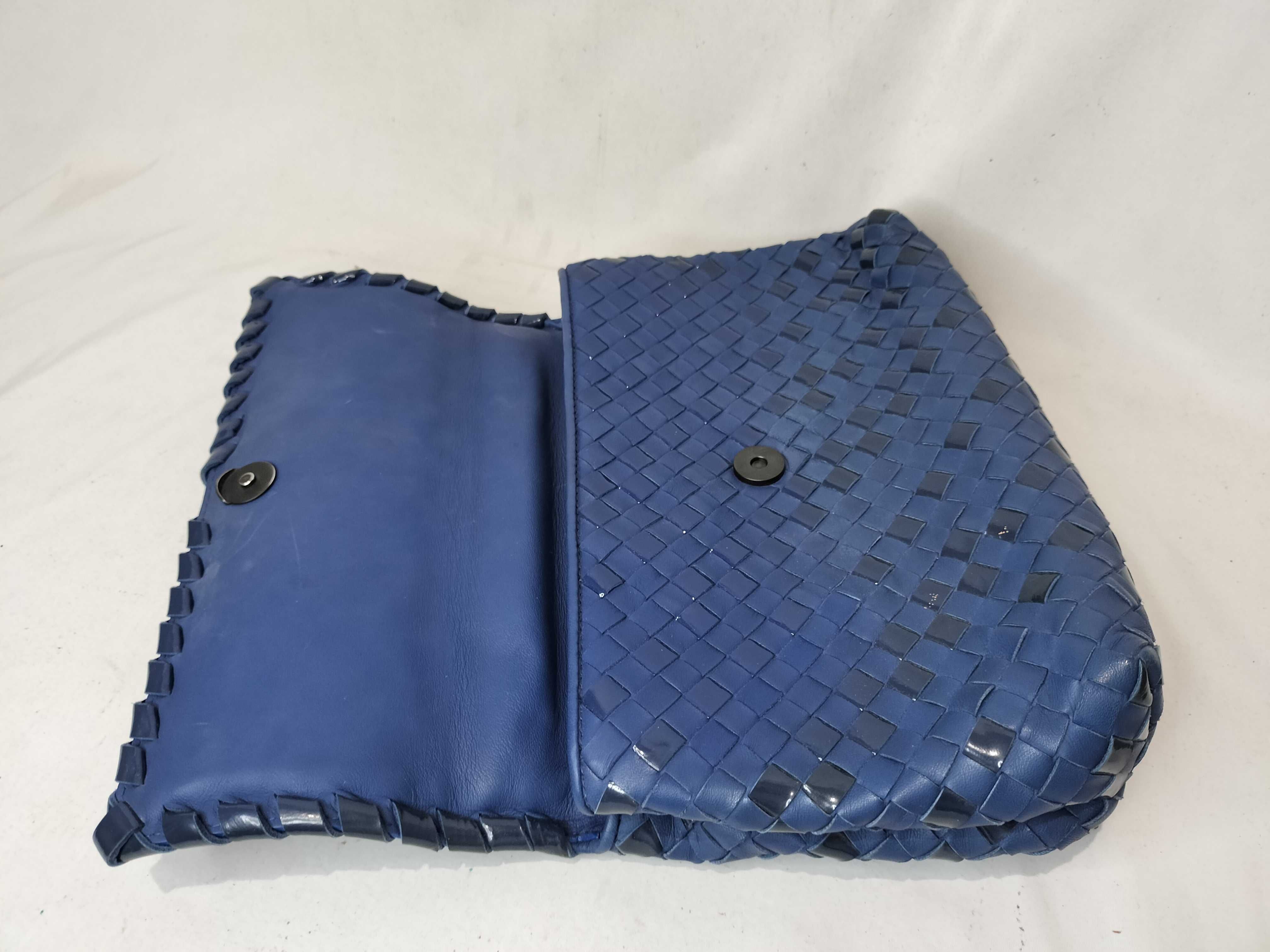 Intrecciato Olympia Leather Chain Shoulder Bag Blue Handbag — view 8
