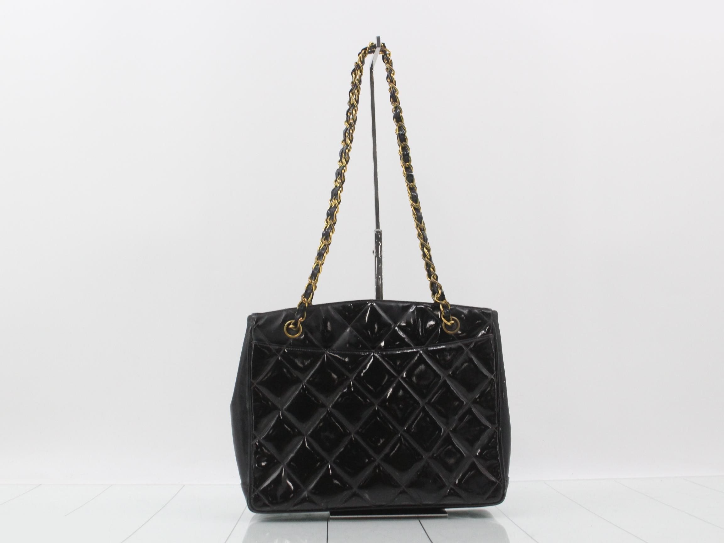 Matelassé enamel shoulder bag — view 2