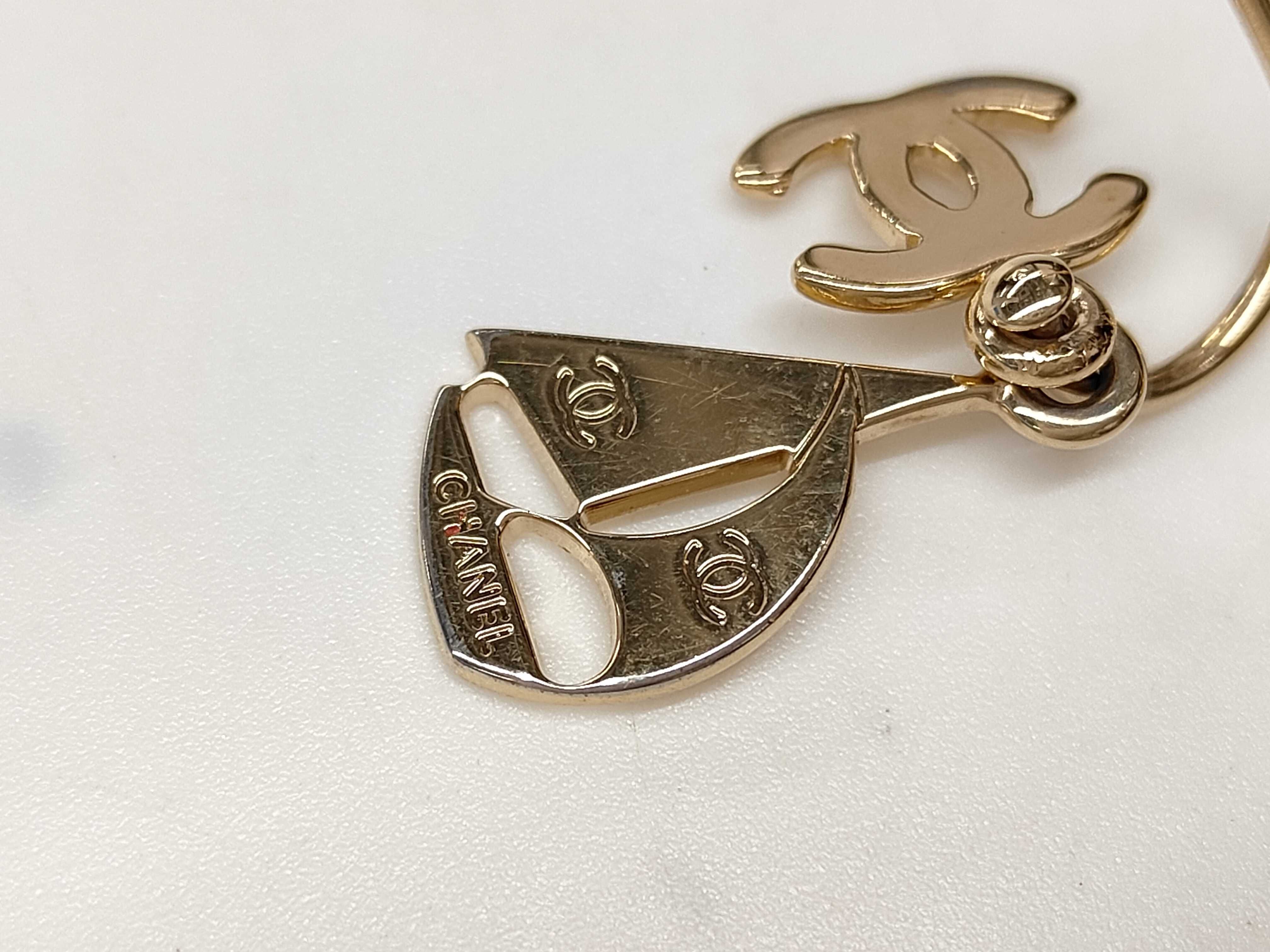 engraved Coco Mark yacht earrings — view 4