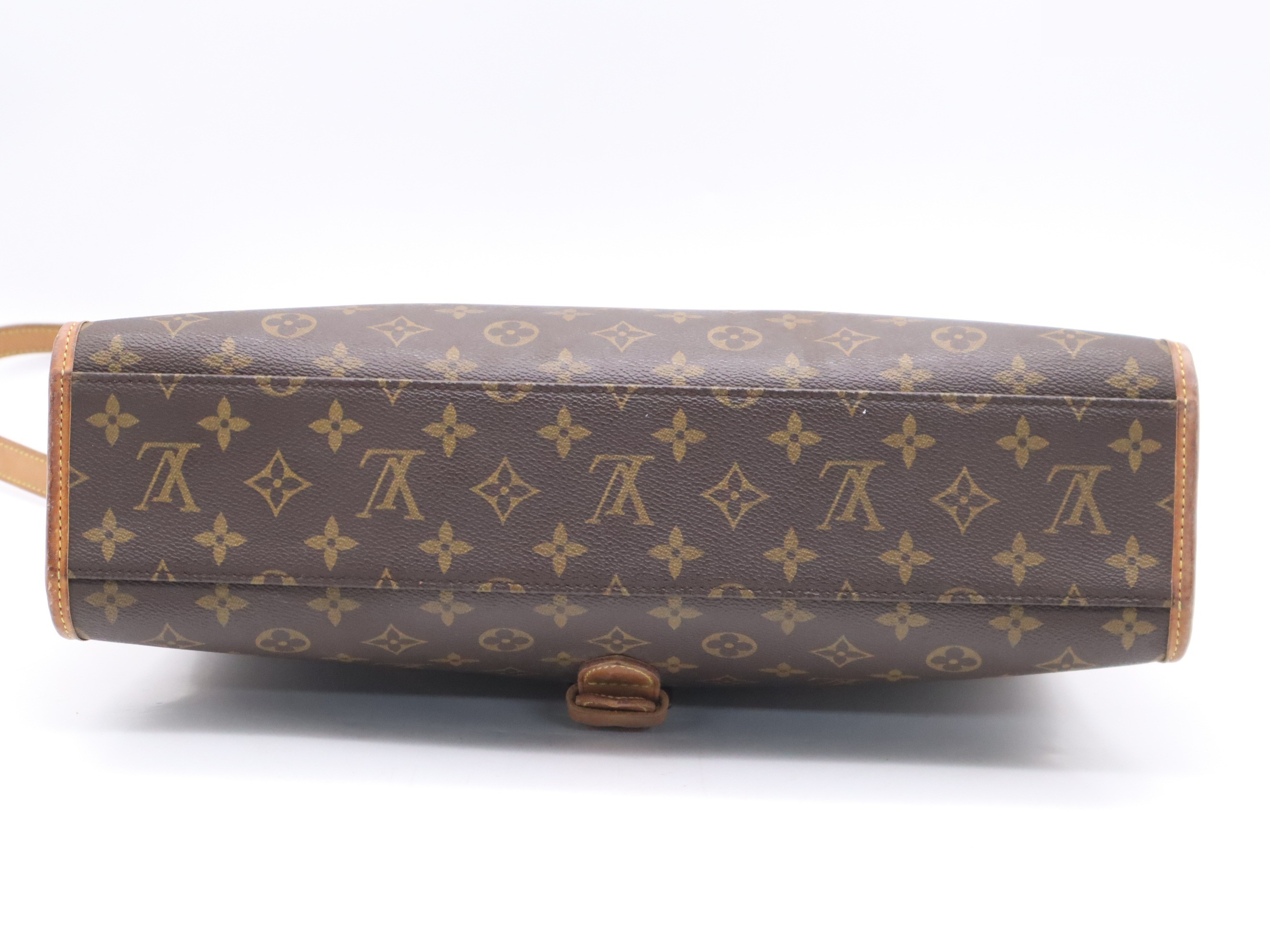 Beverly with shoulder strap — view 4