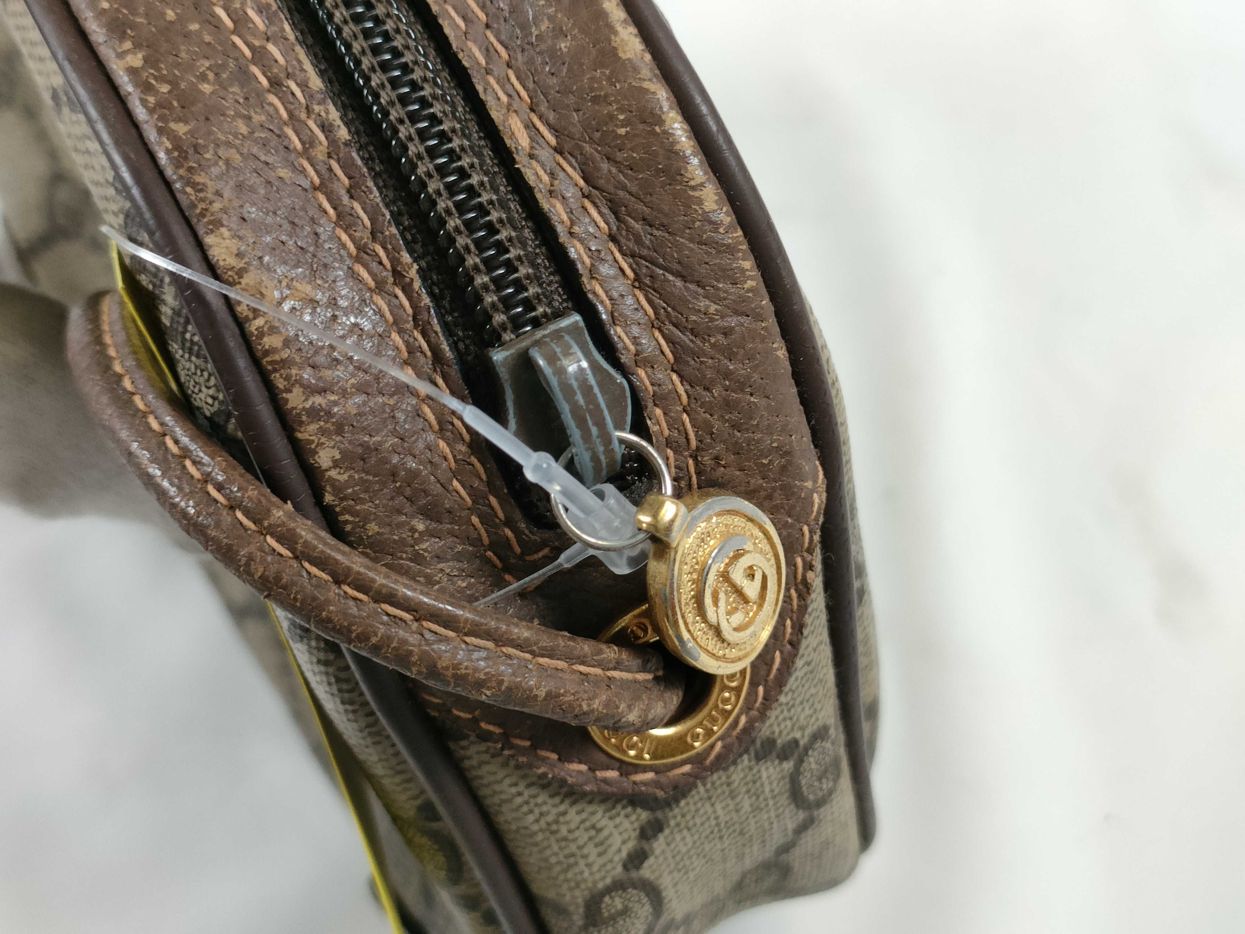 GG Supreme 15602066 Shoulder Bag — view 8