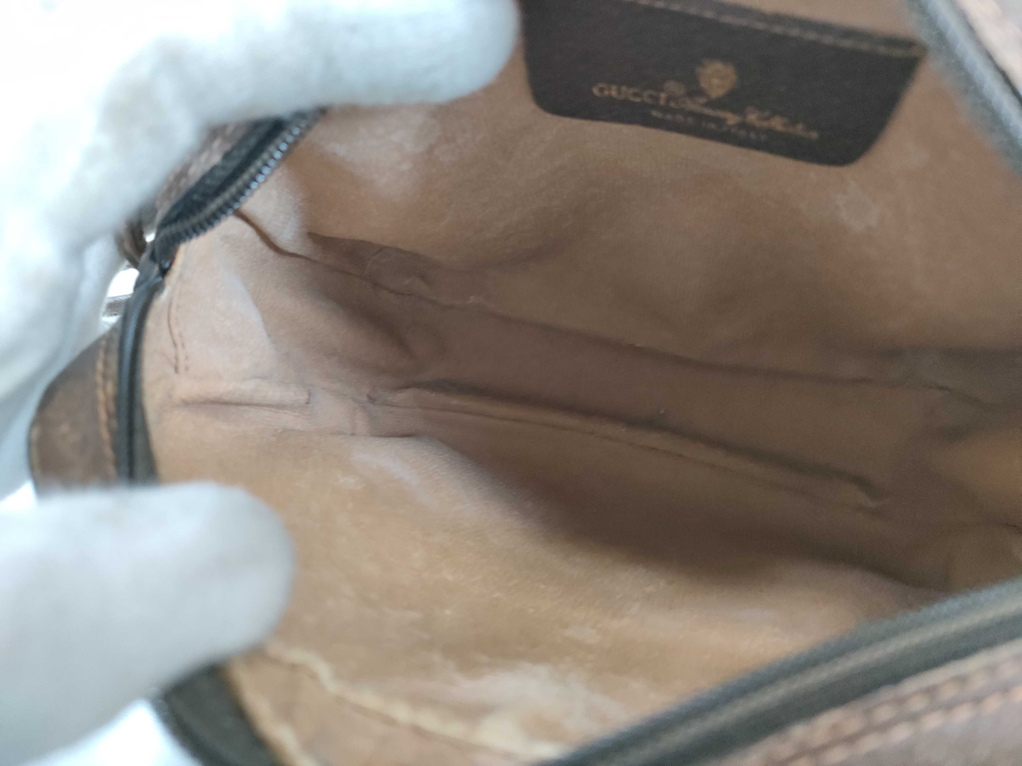 GG Supreme 15602066 Shoulder Bag — view 10