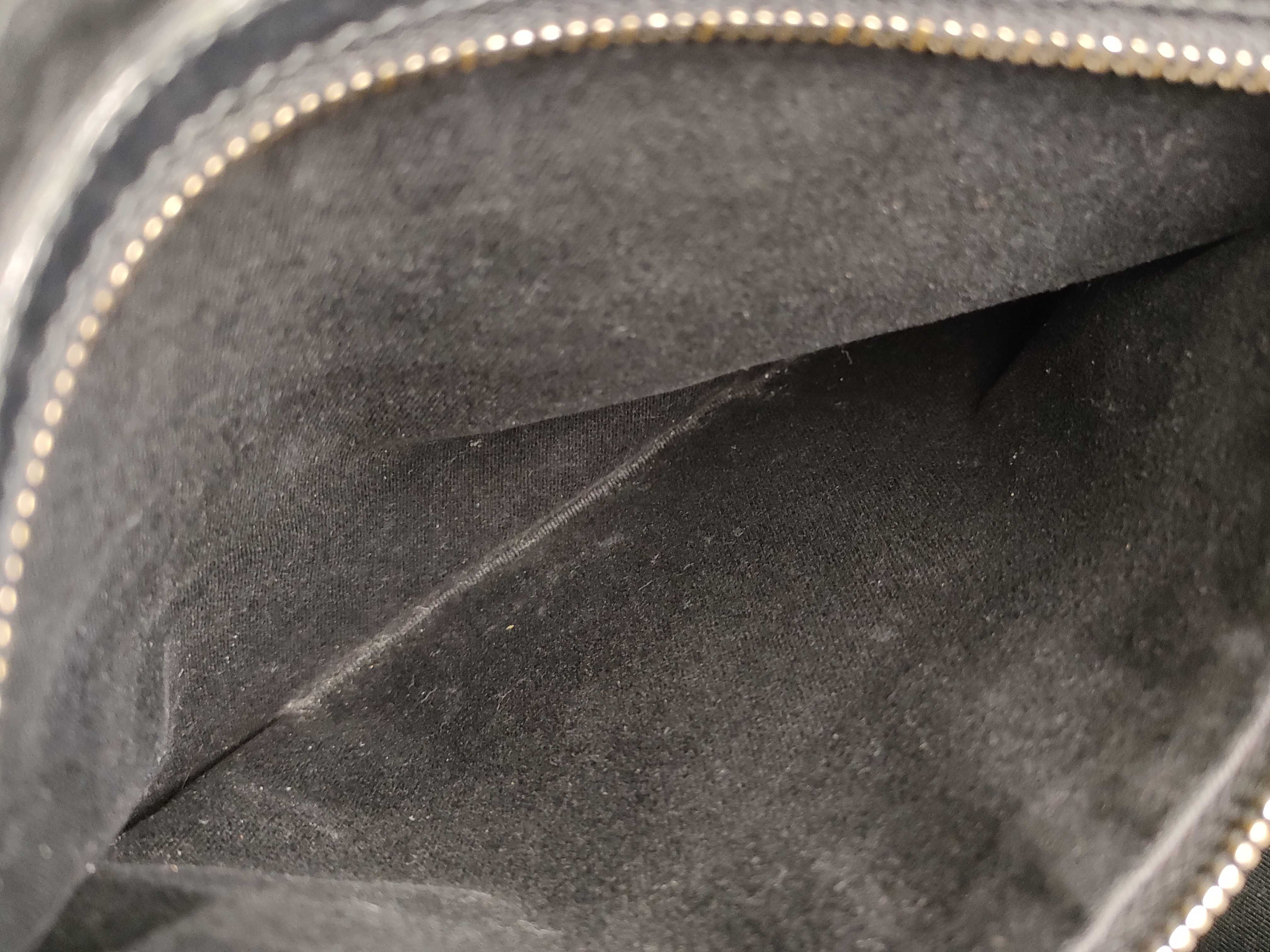 GG Canvas One-Shoulder Bag, Black Shoulder Bag — view 11