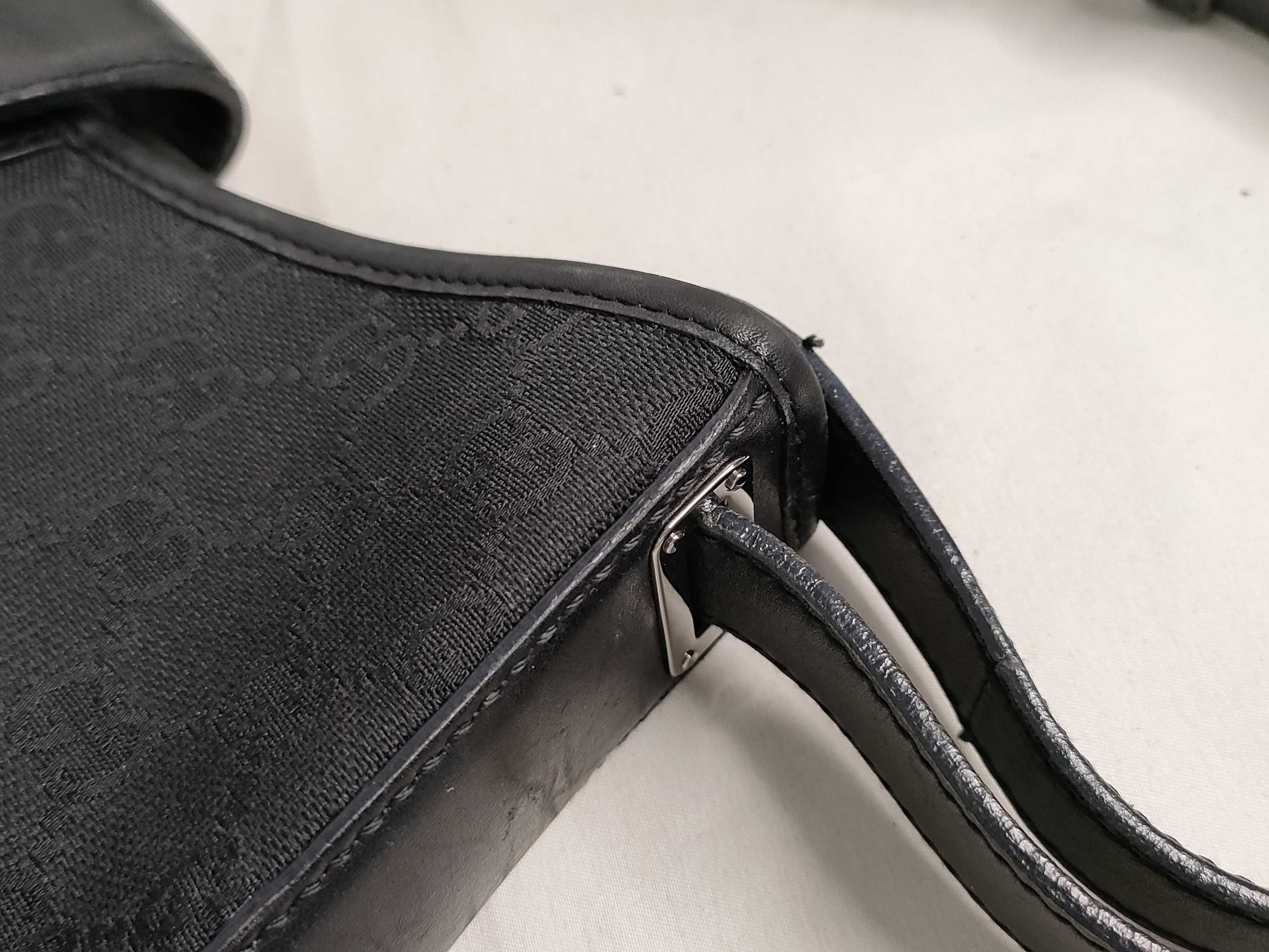 GG Canvas One-Shoulder Bag, Black Shoulder Bag — view 5