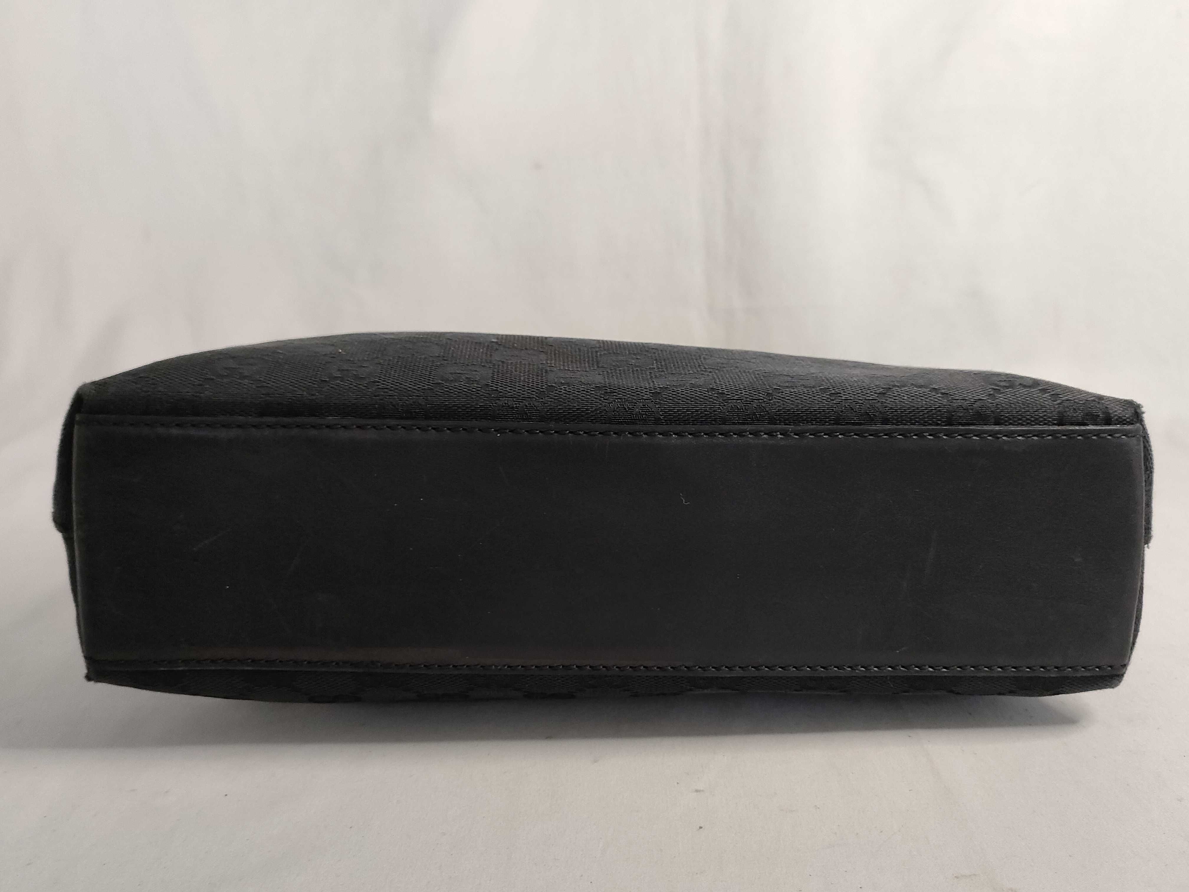 GG Canvas One-Shoulder Bag, Black Shoulder Bag — view 7