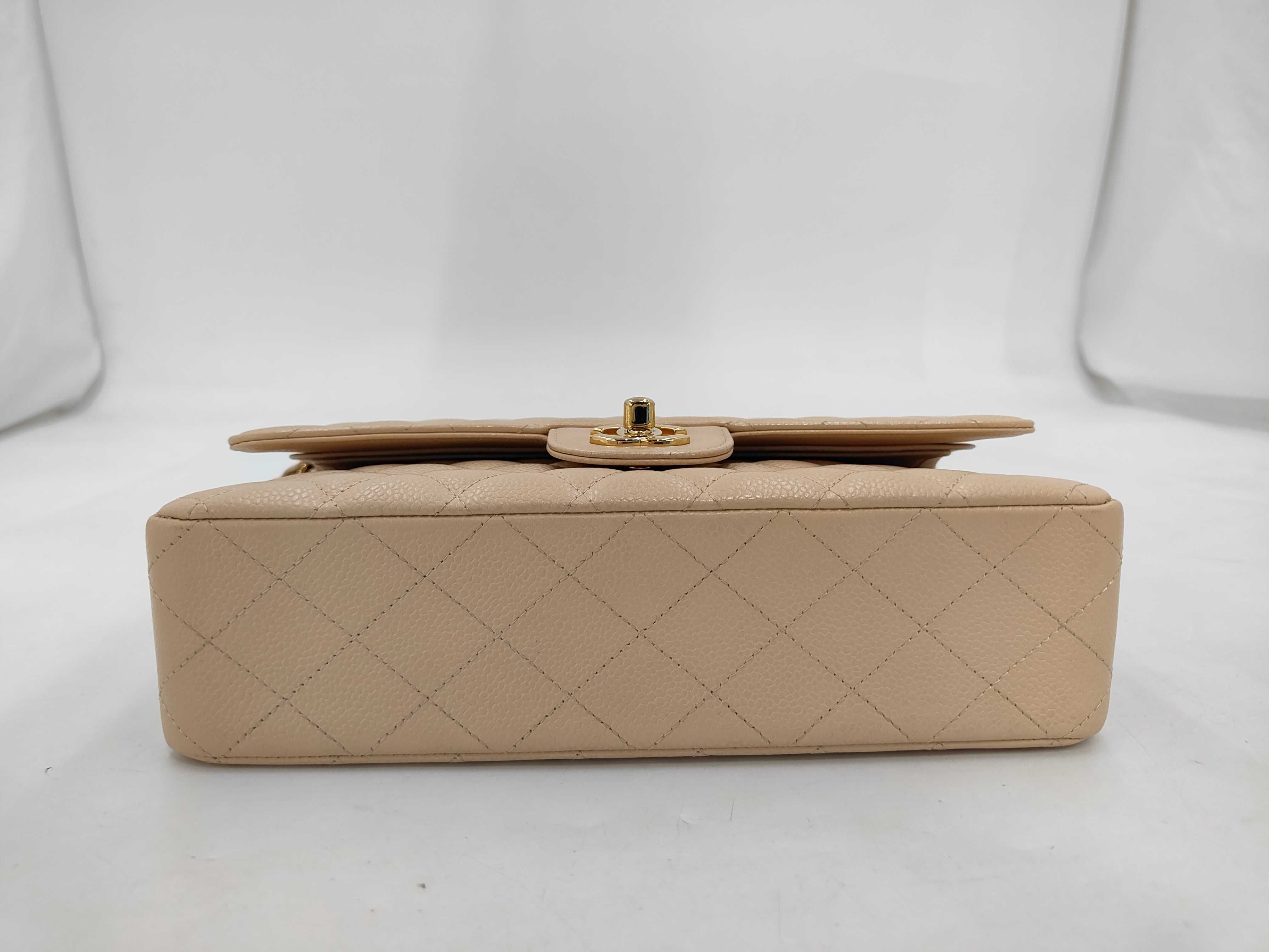 Double Flap 25 Chain Shoulder Bag, Matelassé Caviar Beige GP Shoulder Bag — view 4