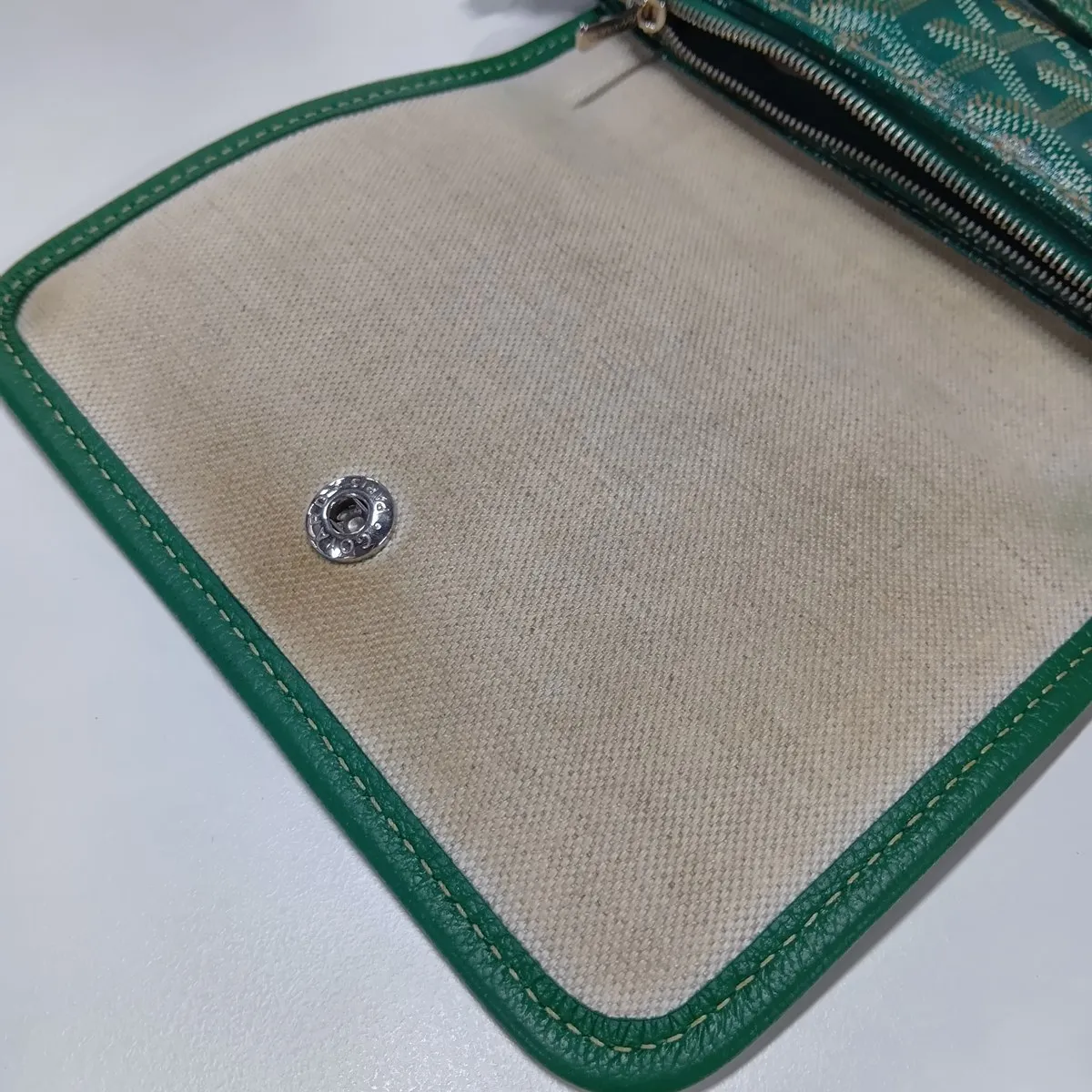 Plume Pouch Wallet PVC x Leather Shoulder Bag Green — view 13