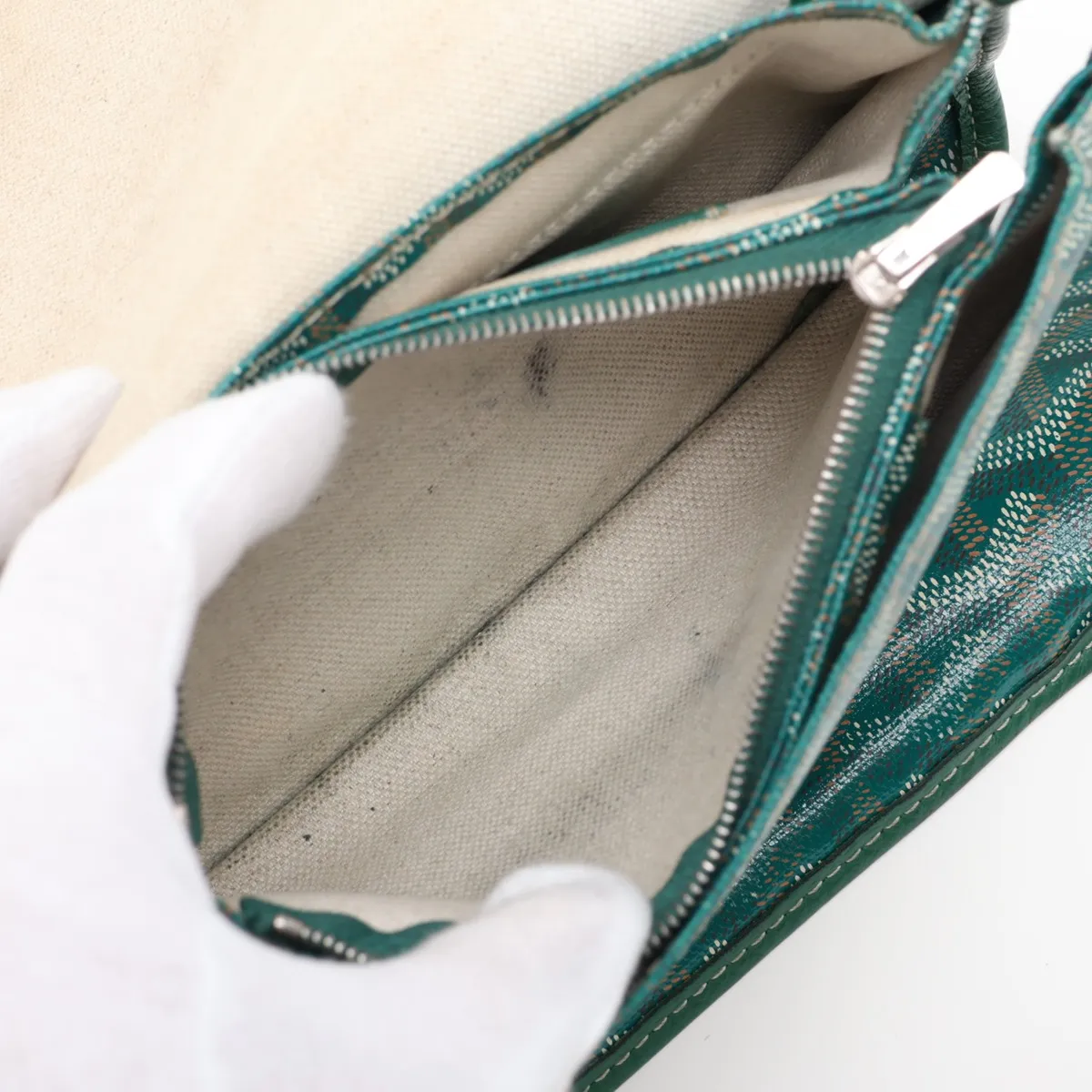 Plume Pouch Wallet PVC x Leather Shoulder Bag Green — view 8