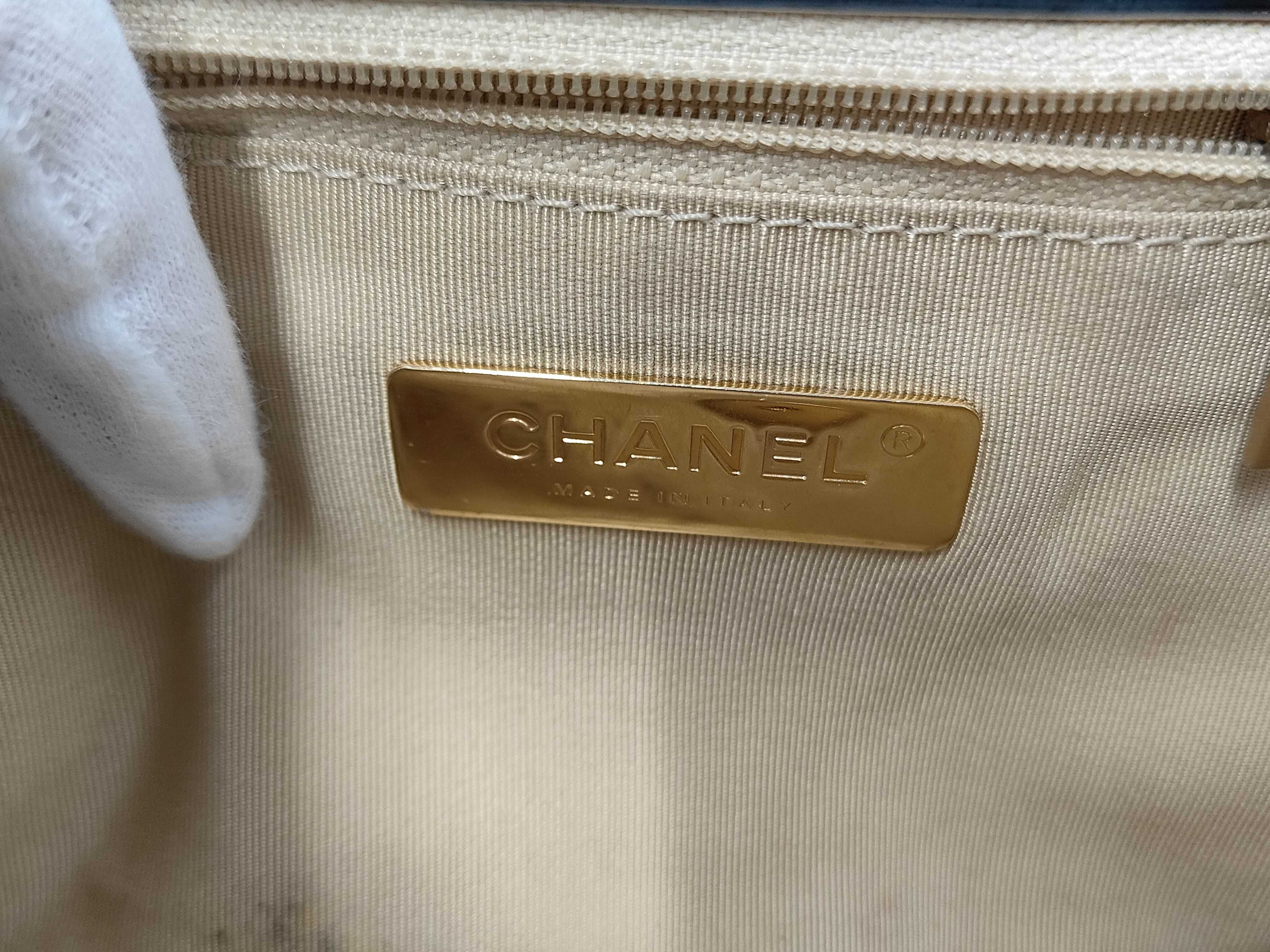 Shoulder Bag — view 10