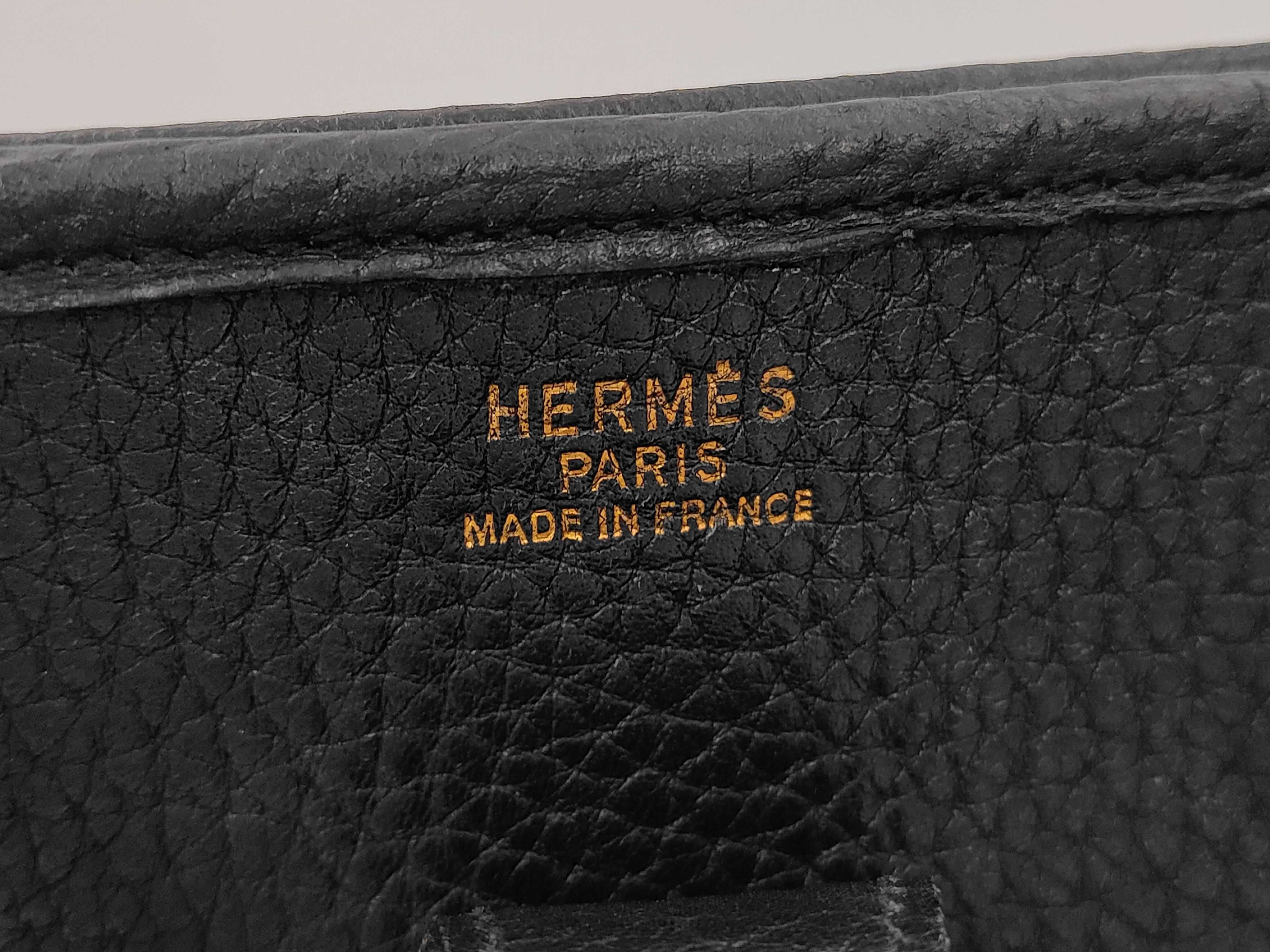 Evelyne Leather Shoulder Bag — view 10