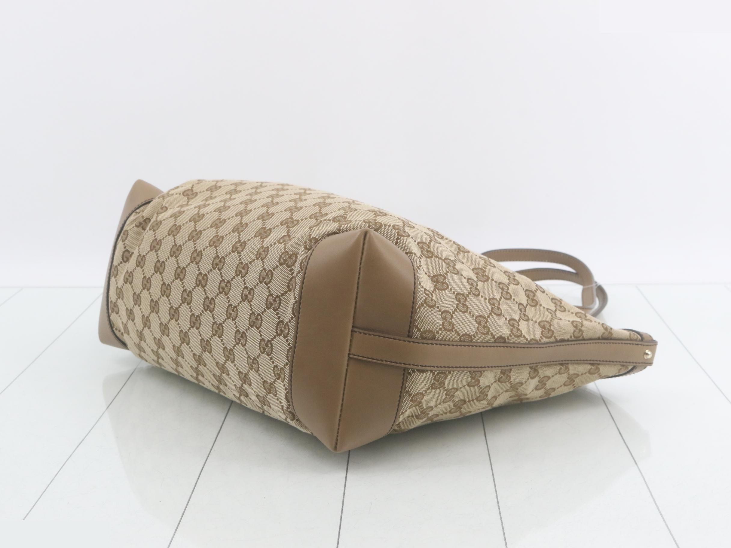GG Canvas Tote Bag with Pouch — view 6