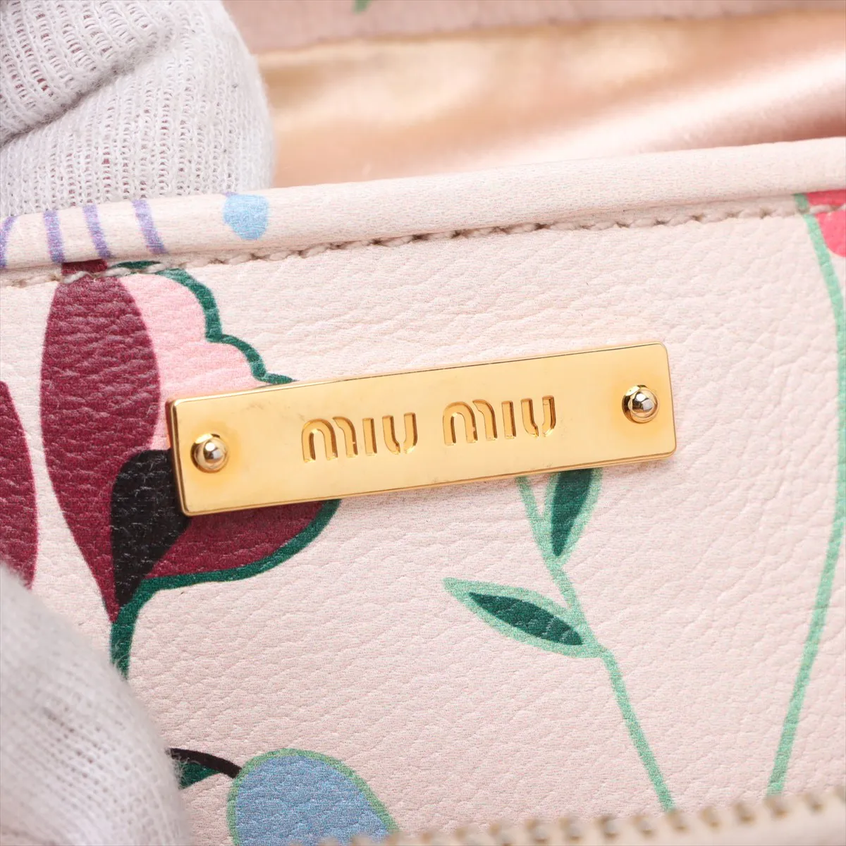 Madras Leather Shoulder Bag Pink — view 9