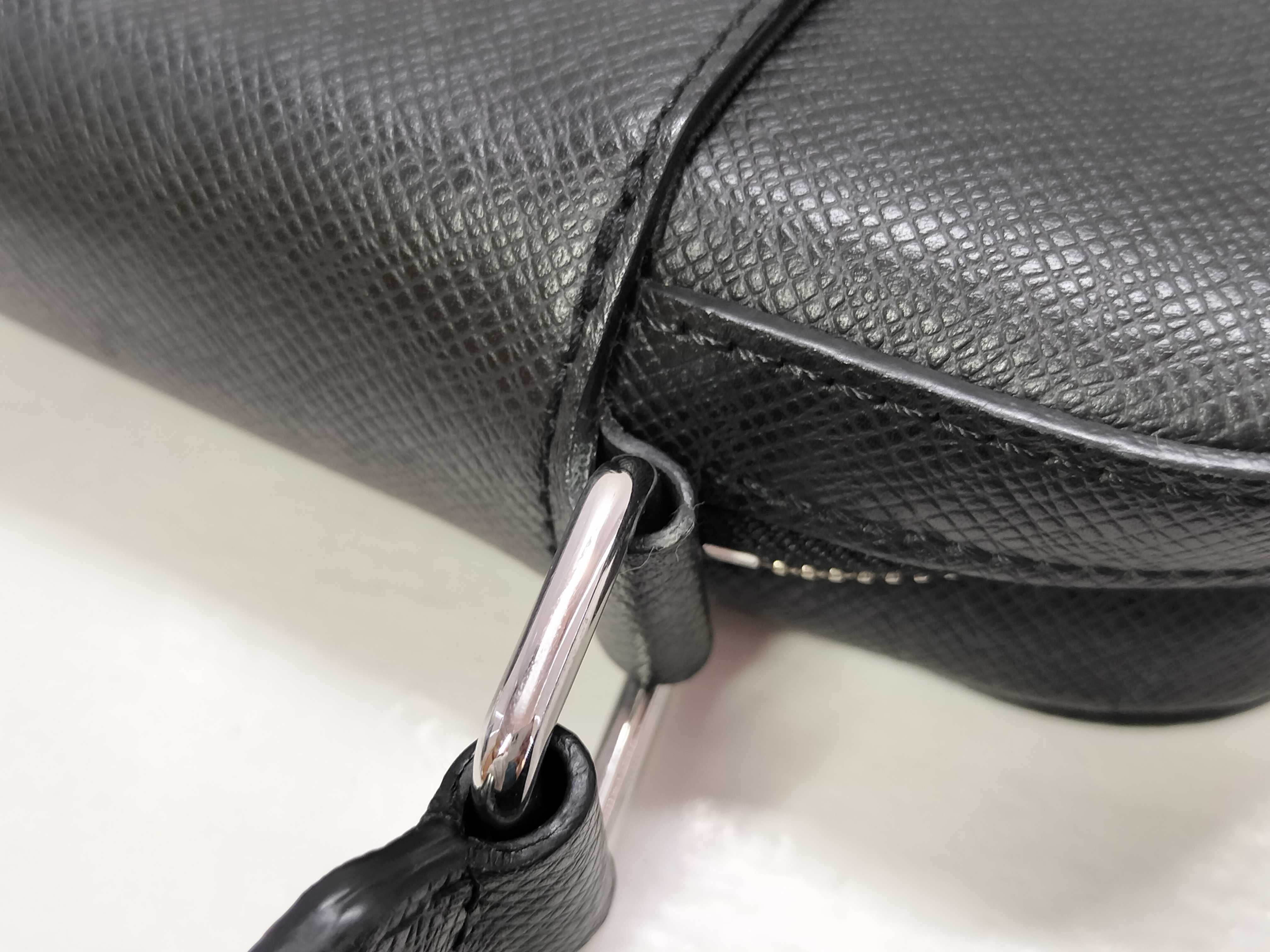 Taiga M33431 Taiga Shoulder Bag — view 5