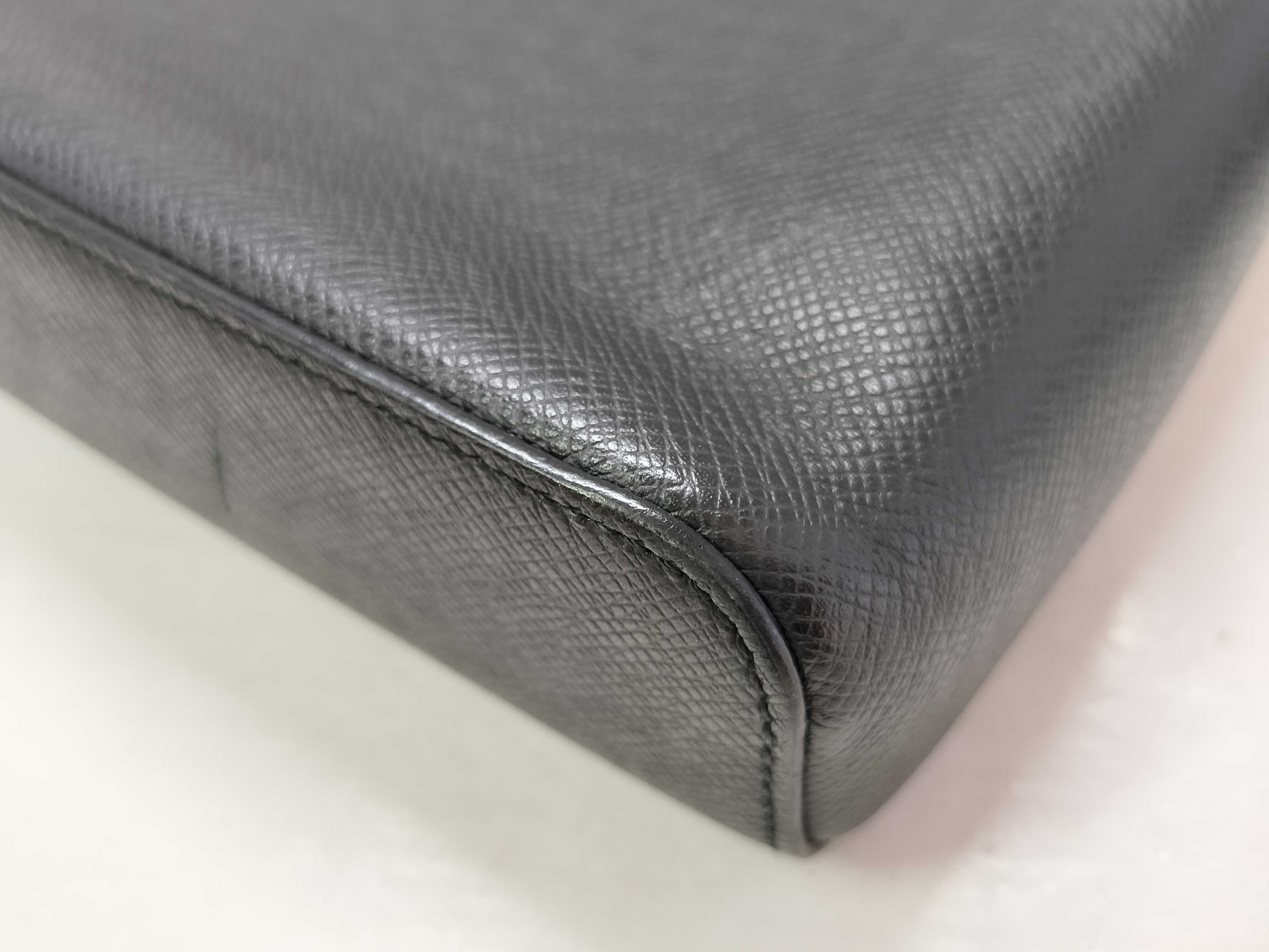 Taiga M33431 Taiga Shoulder Bag — view 7