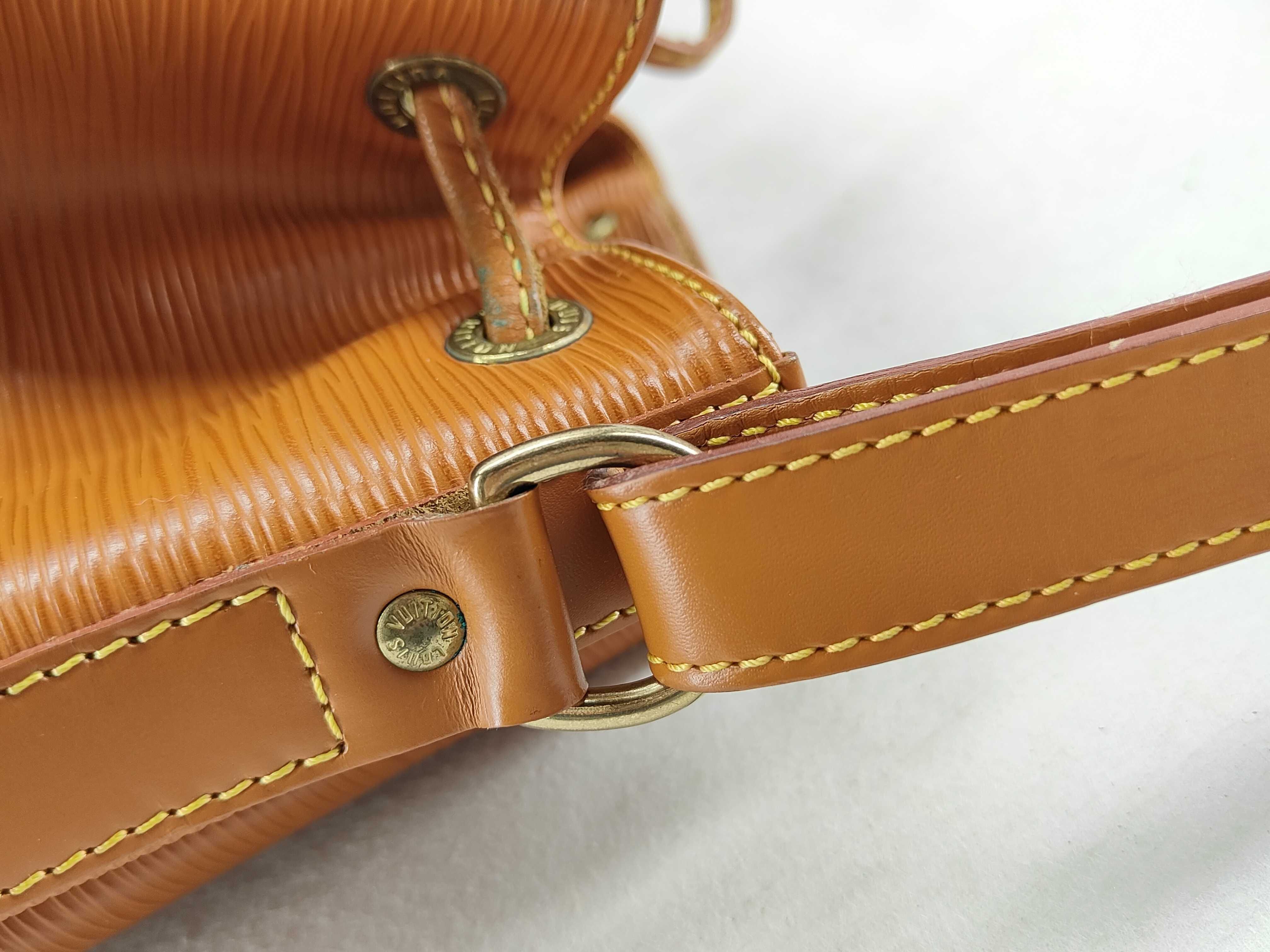 Epi Louis Vuitton Epi Petit Noe Shoulder Bag — view 6